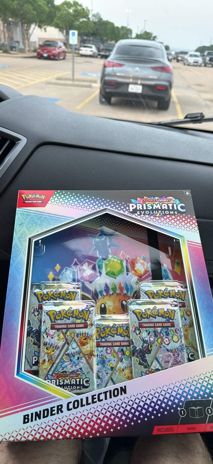 Pokmon Trading Card Game: Scarlet & Violet Prismatic Evolutions Binder  Collection 10-10023-101 - Best Buy