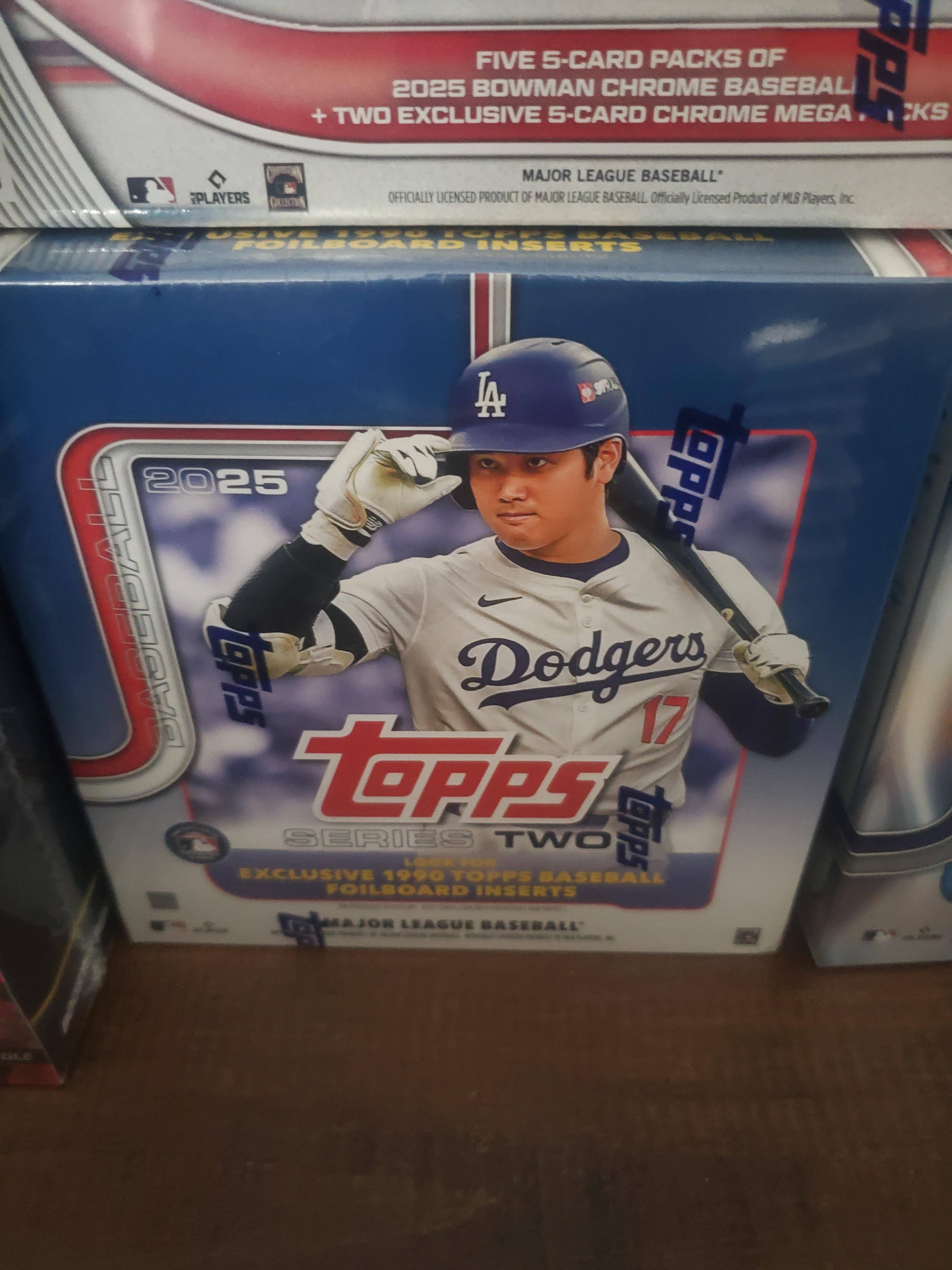Topps 2025 Series Two Baseball Mega Box SP-T25BB2MB - Best Buy