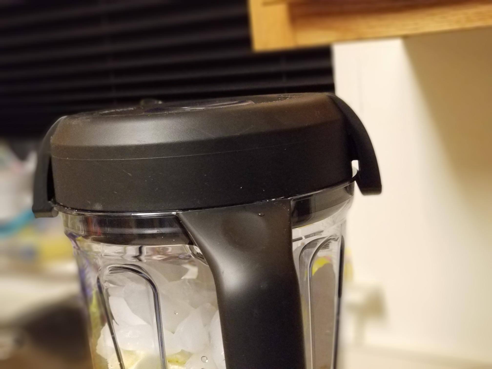 Lid flaps are easy to use and provide a secure seal, click to load a larger version