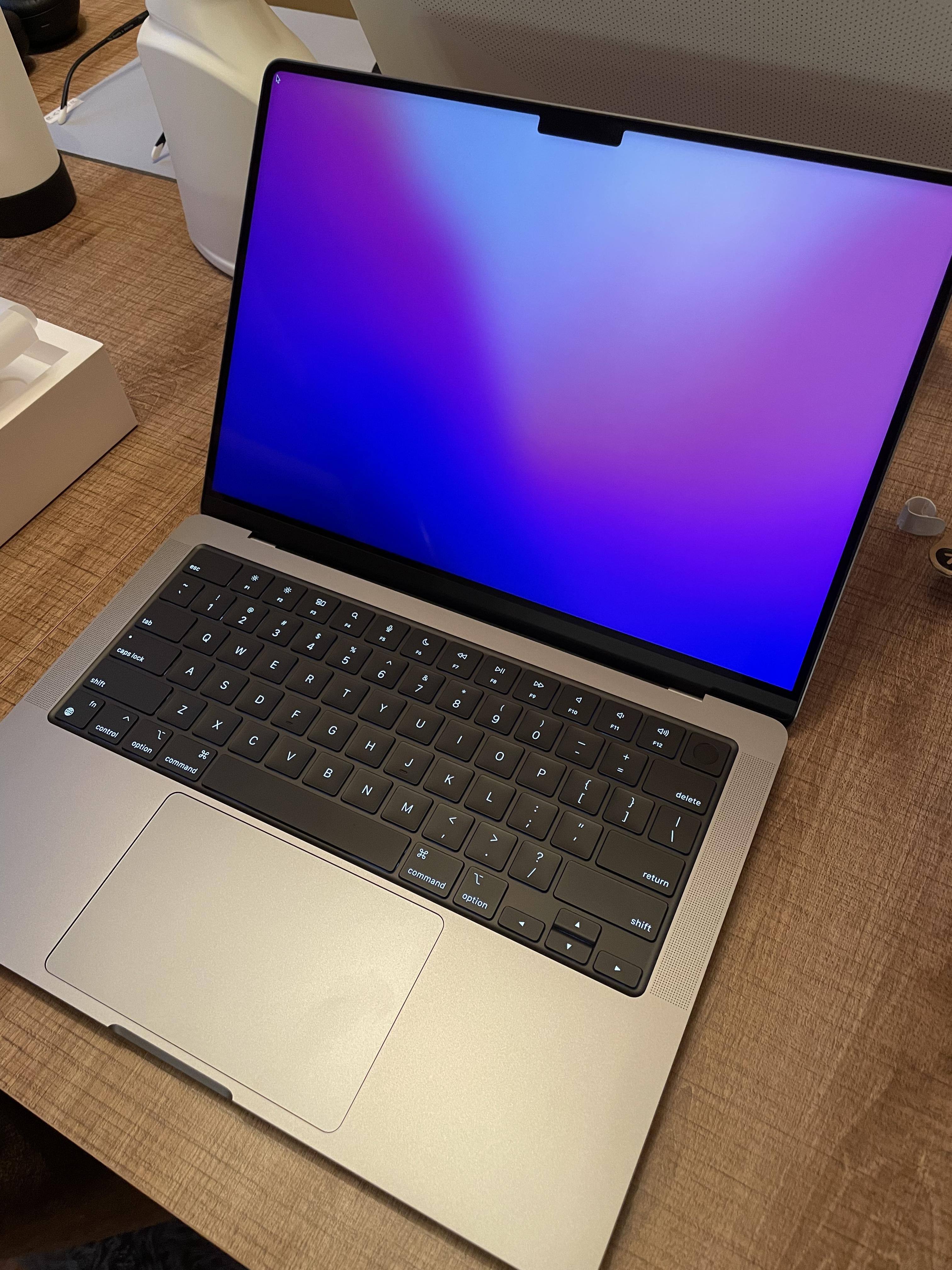 MacBook Pro 14