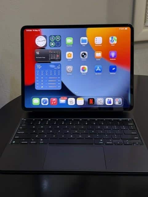 Apple 13 inch iPad Pro M5 chip Wi Fi 256GB with OLED Space Black
