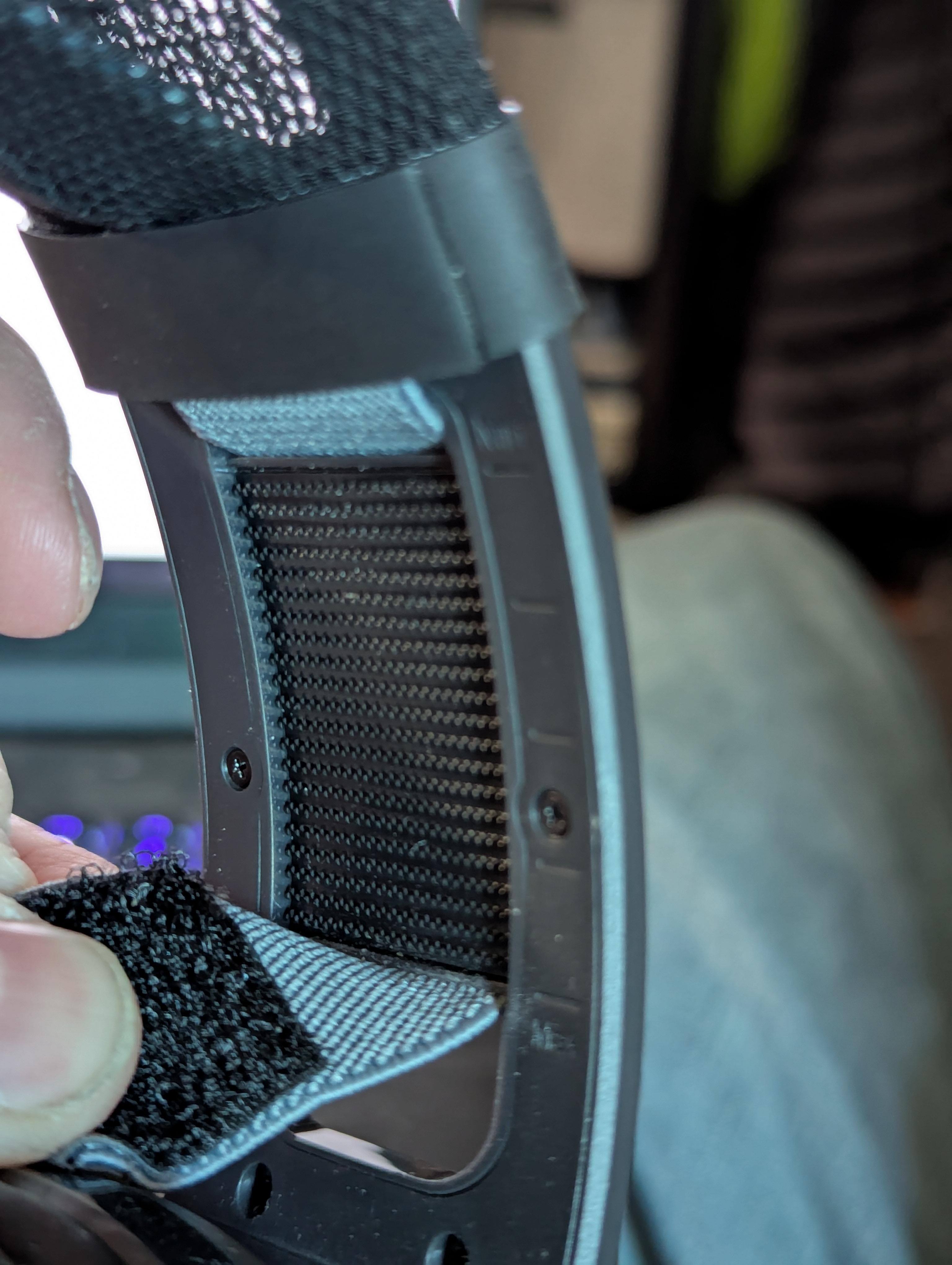 Hook and Loop Velcro situation...can't tighten down with this single attaching spot., click to load a larger version