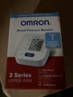 Omron BP7100 3 Series Upper Arm Blood Pressure Monitor & LYT-CLB-23  Self-Cleaning Tritan Plastic Bottle (Clear Blue) 