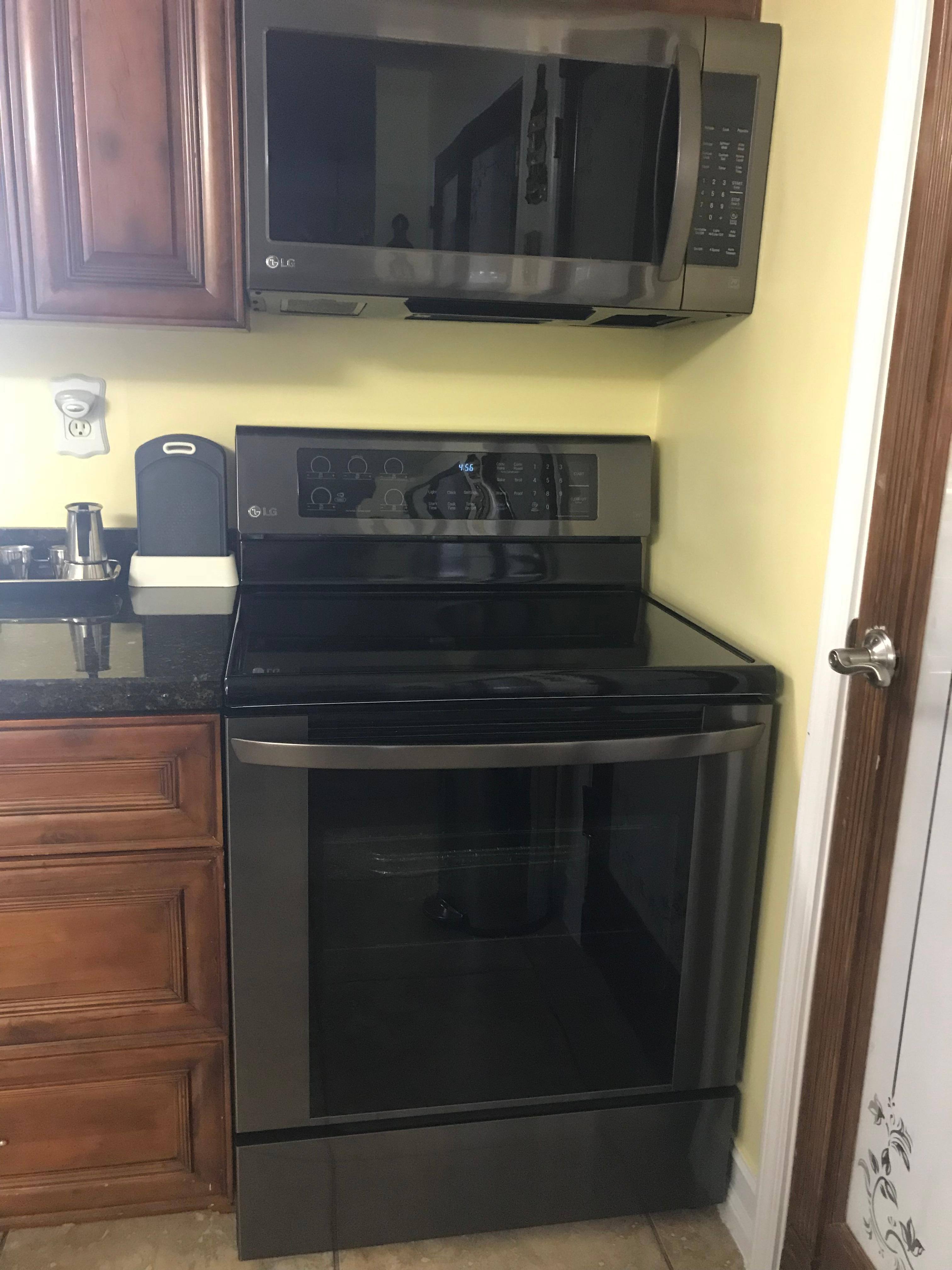 Beautiful Black Stainless Steel, click to load a larger version