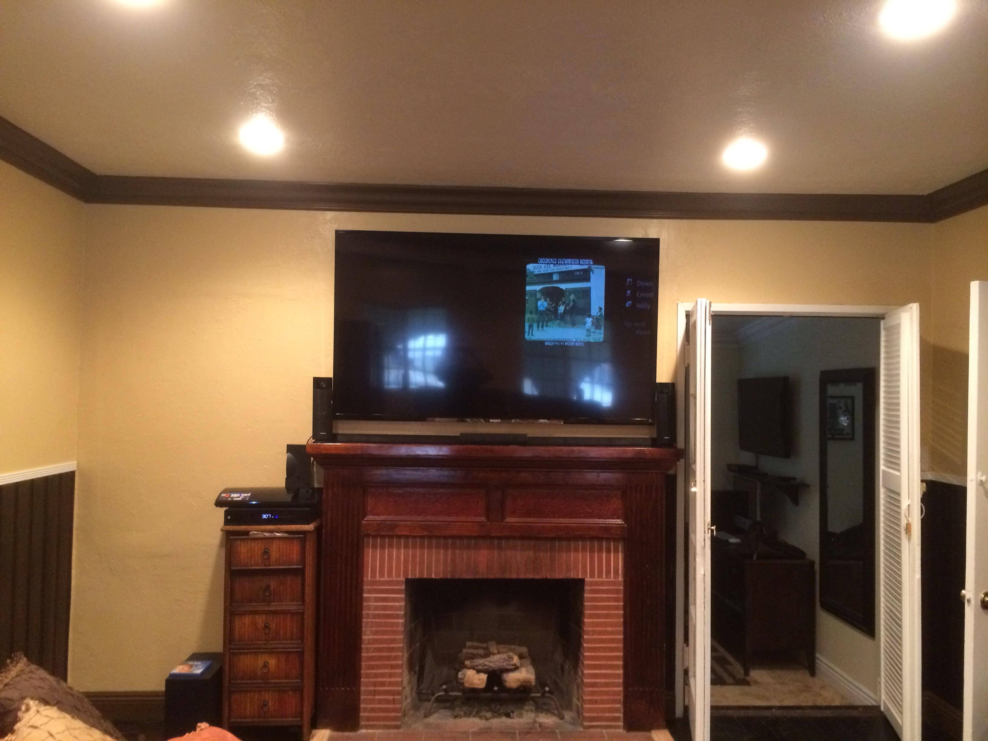 A Great Wall mount holding up my 70 inch sony, click to load a larger version