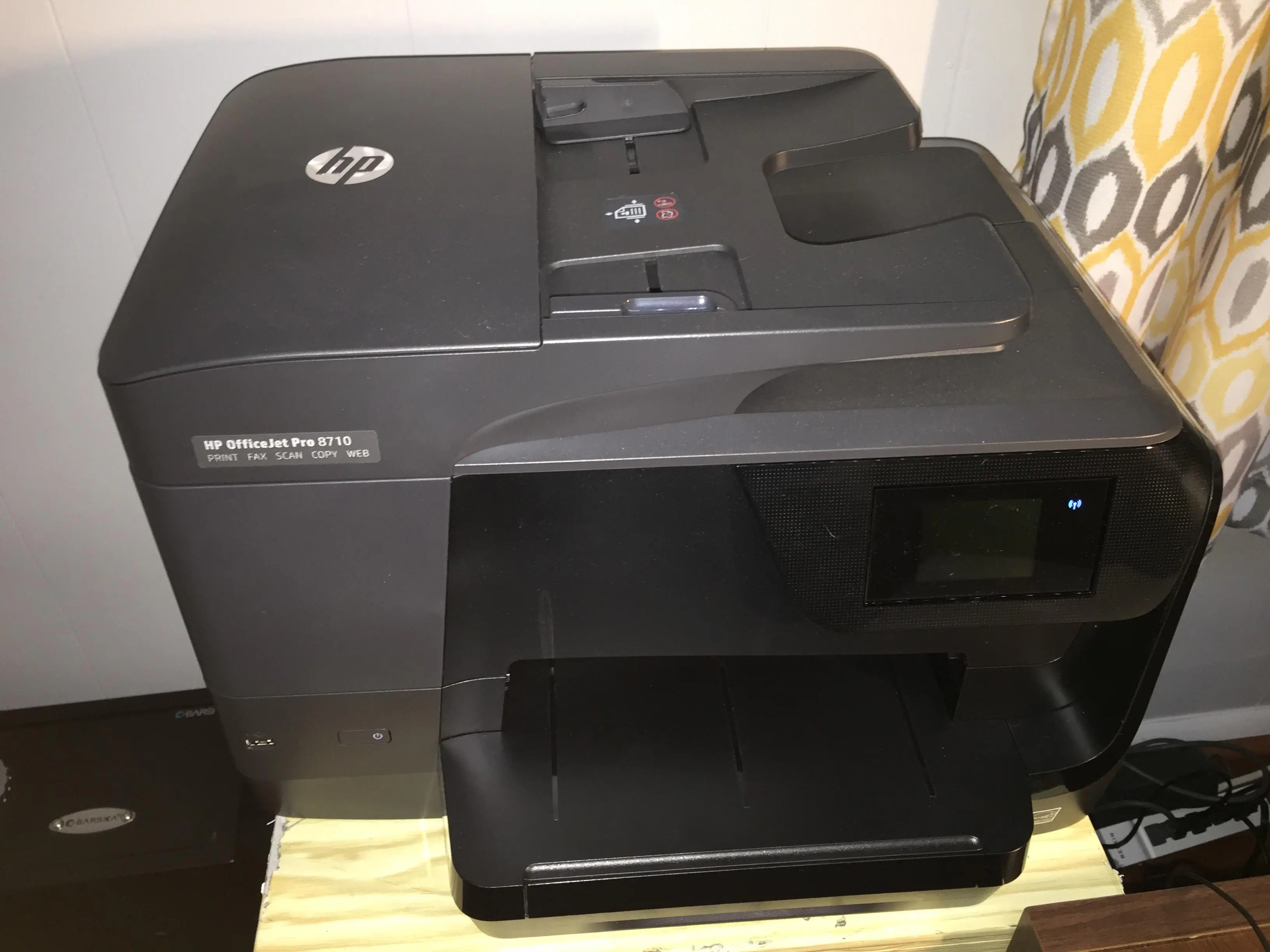 HP OfficeJet Pro 8710, click to load a larger version