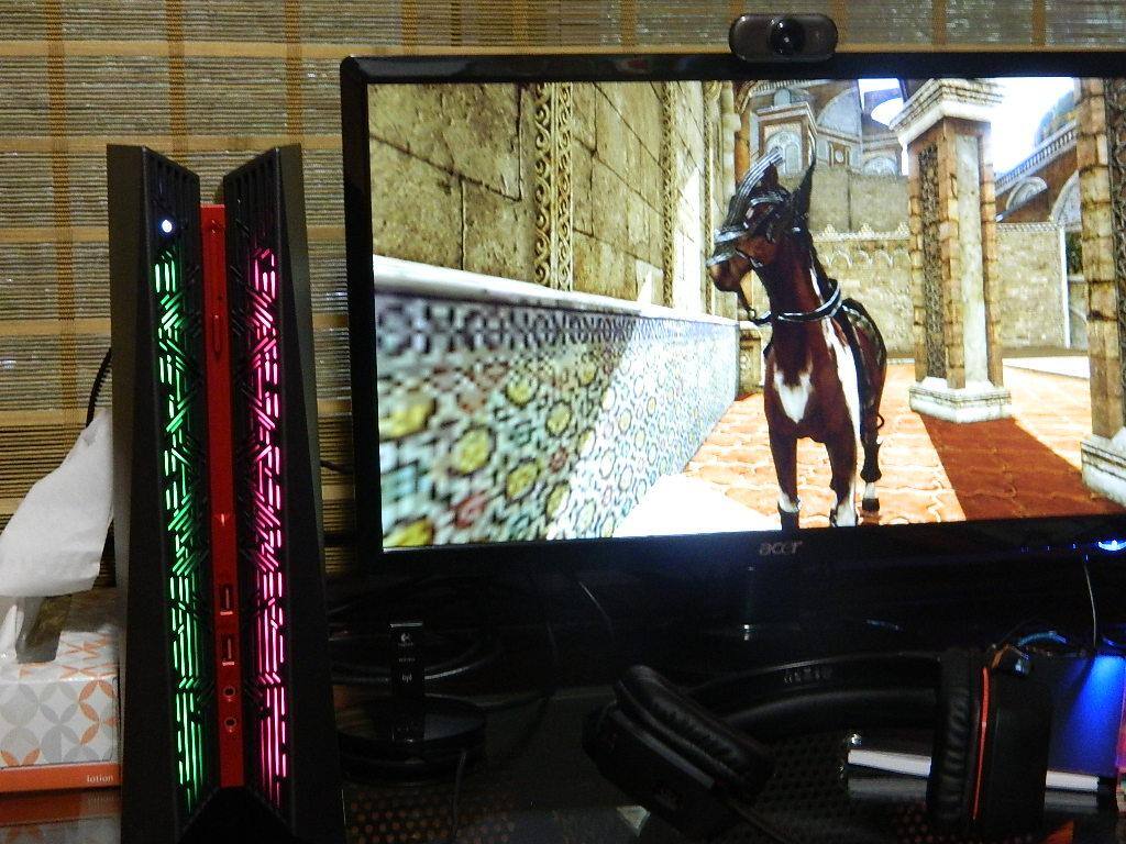 Asus ROG G20AJ-B08, click to load a larger version