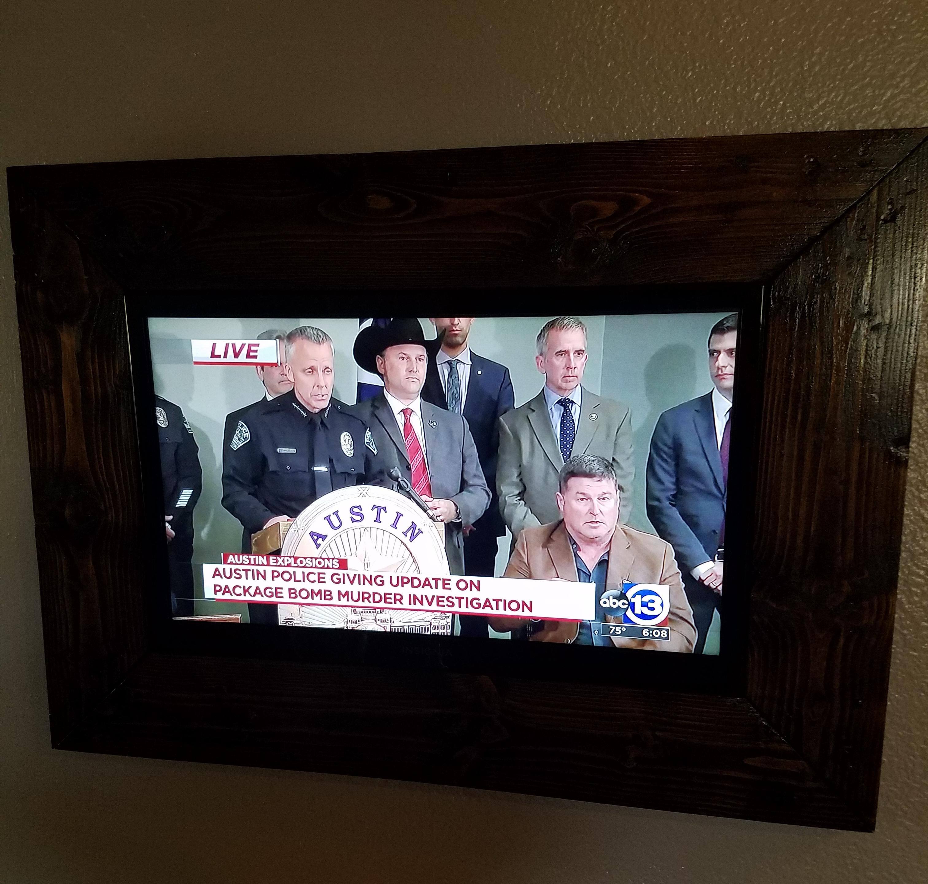 Recessed Kitchen TV, click to load a larger version