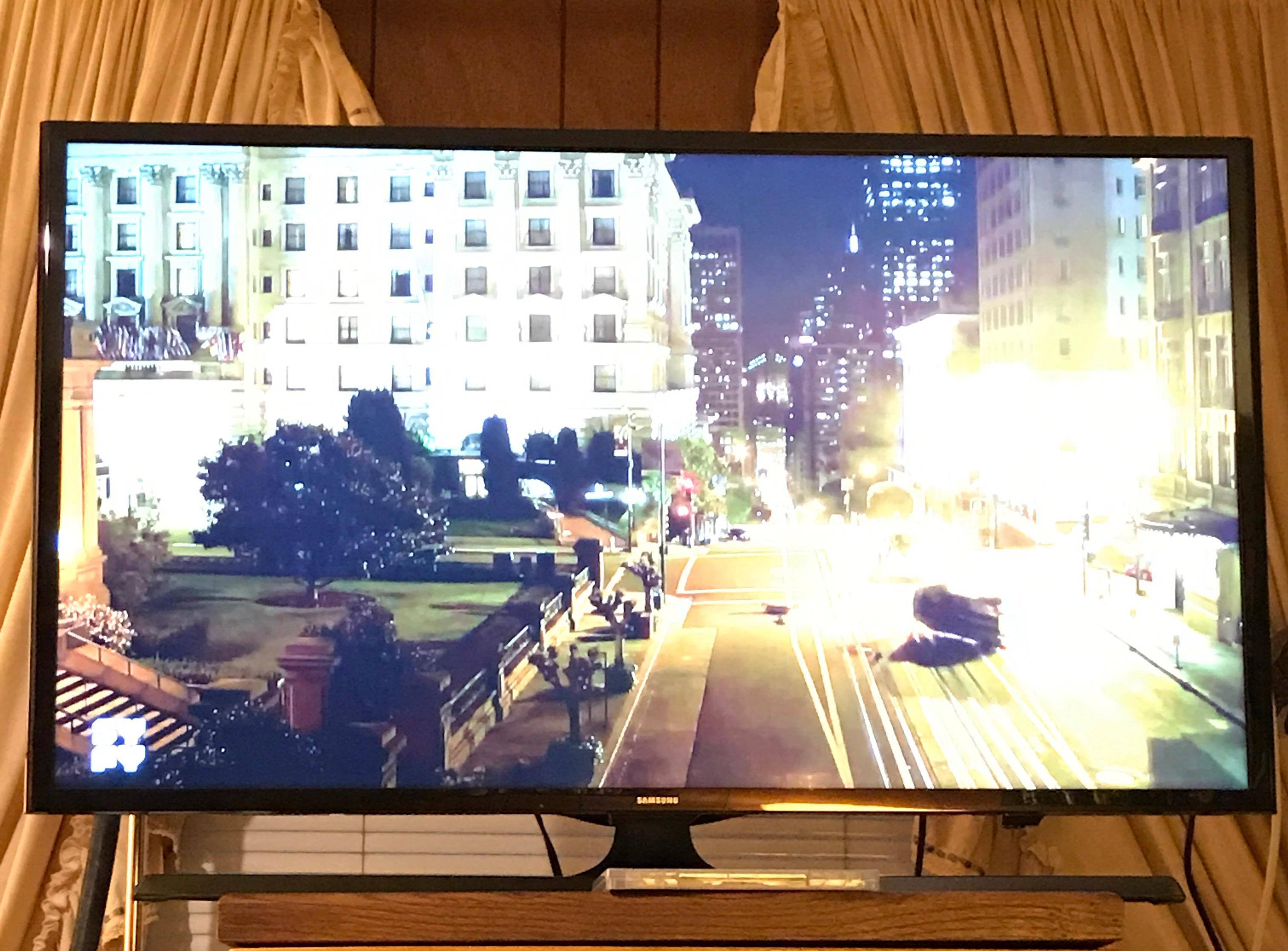 Watching " Need for Speed ", click to load a larger version