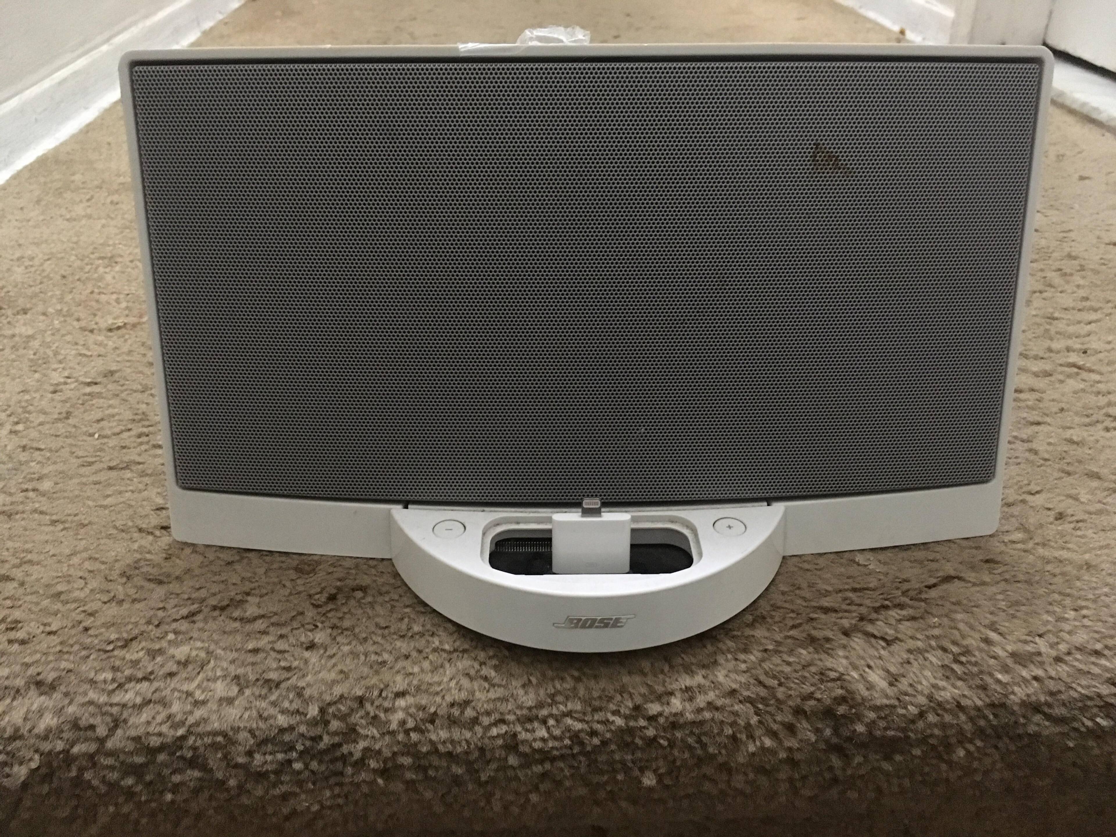 BOSE DOCK, click to load a larger version