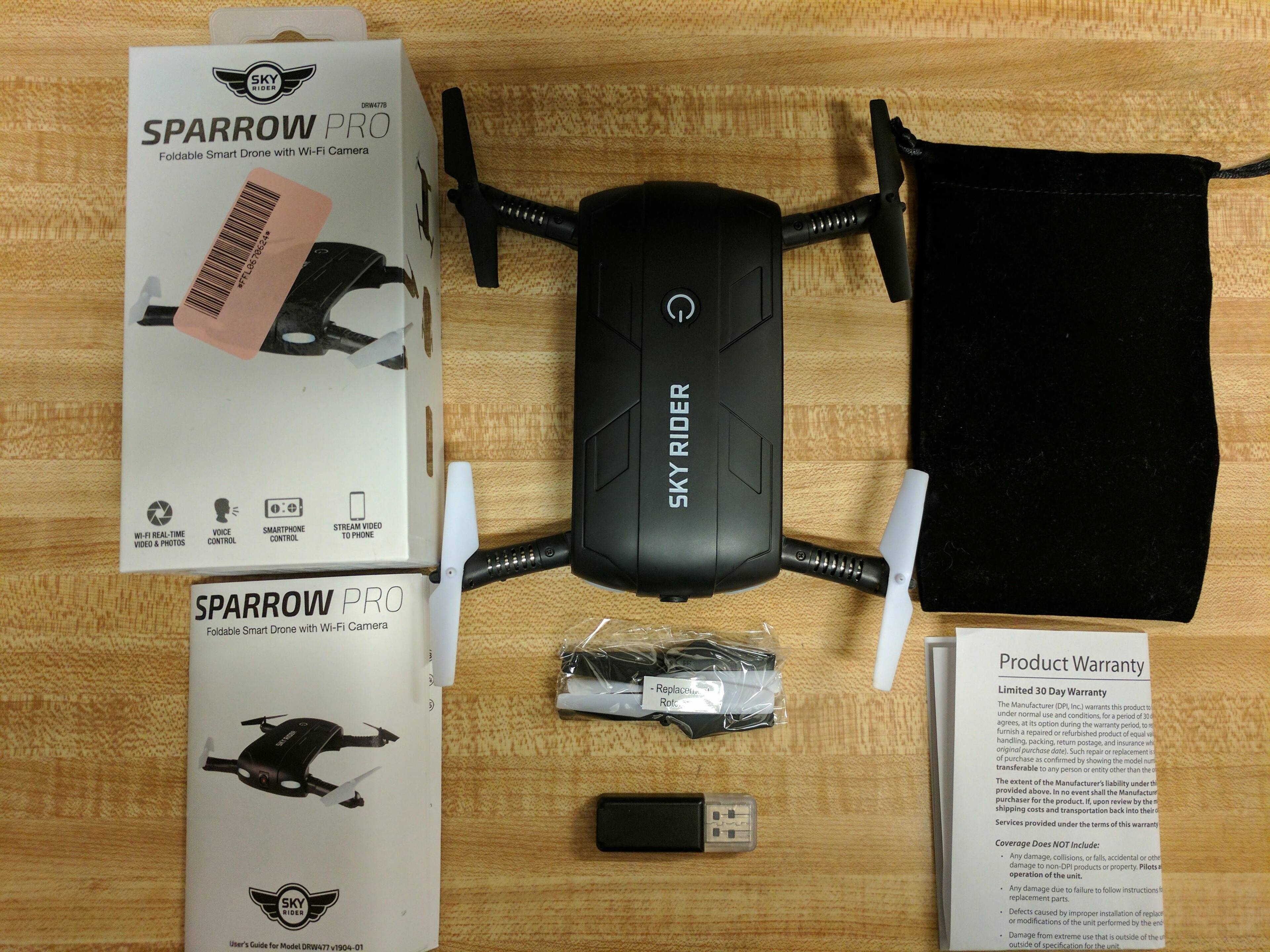 Box + All accessories., click to load a larger version