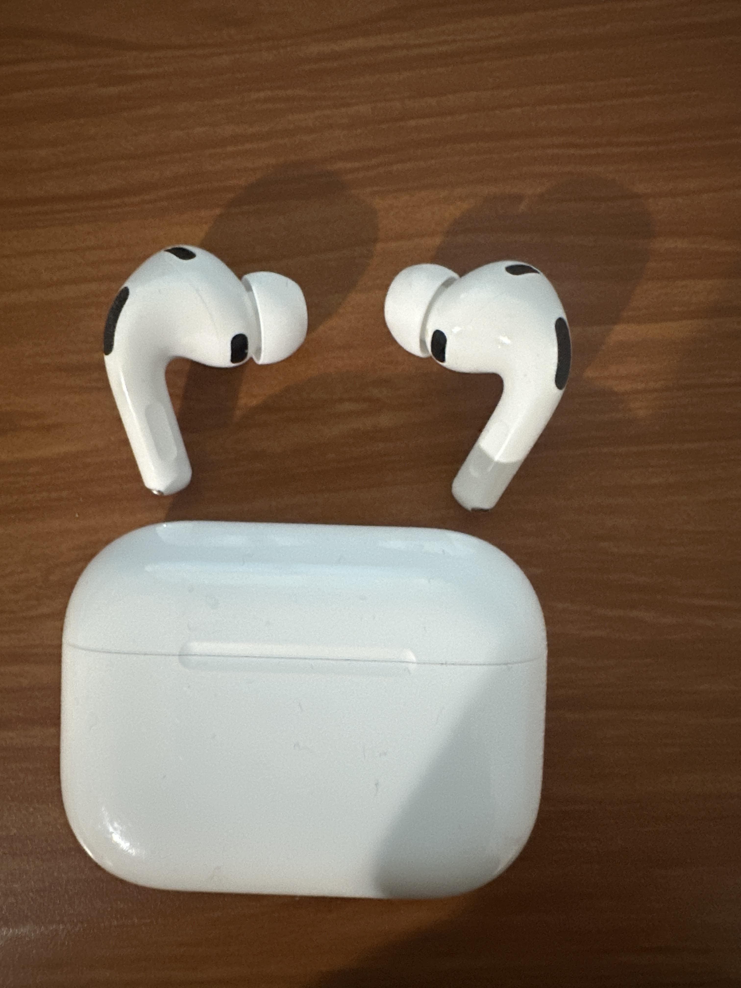 Apple AirPods Pro 3, Wireless Active Noise Cancelling Earbuds with