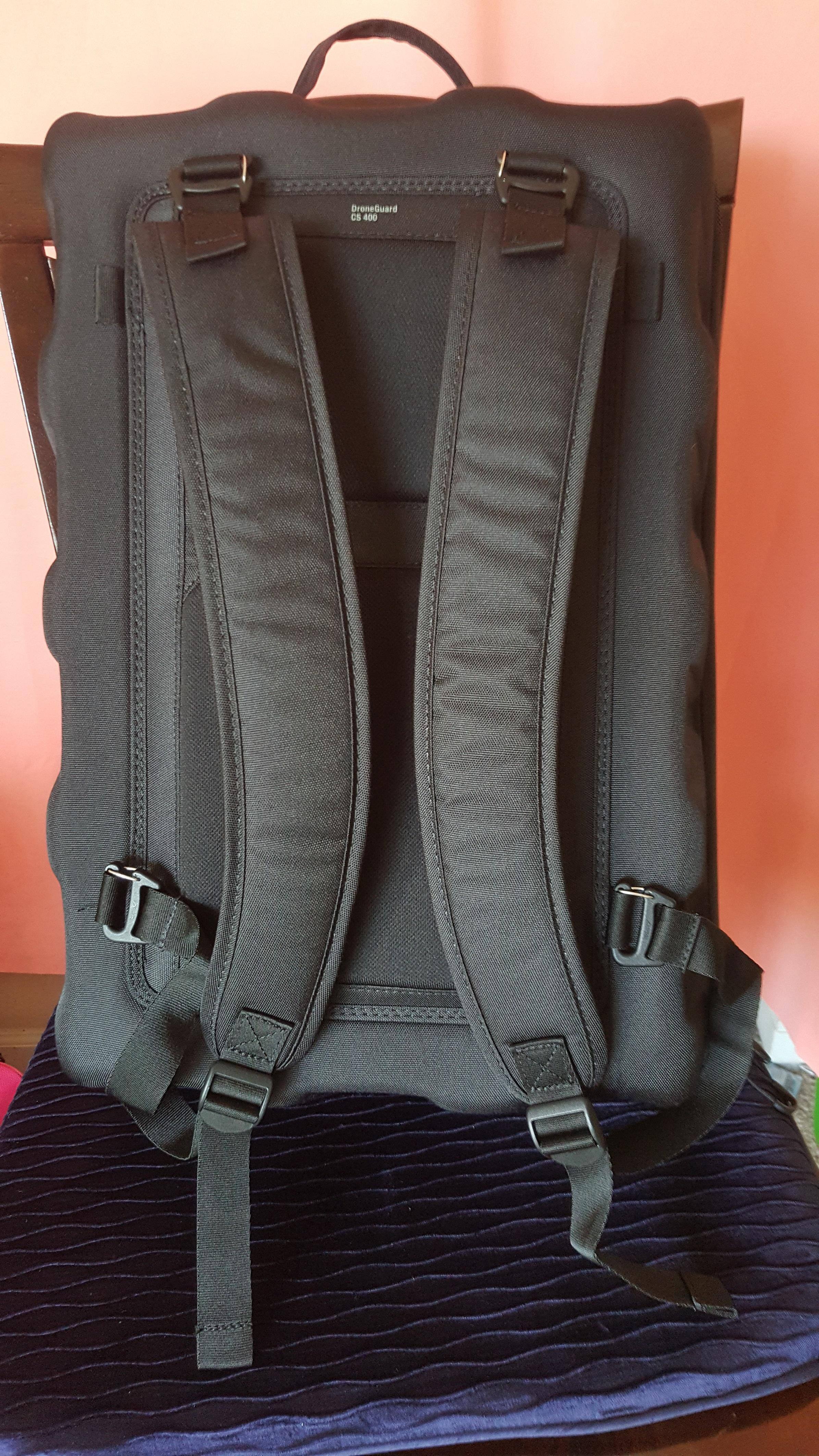 straps and back, click to load a larger version