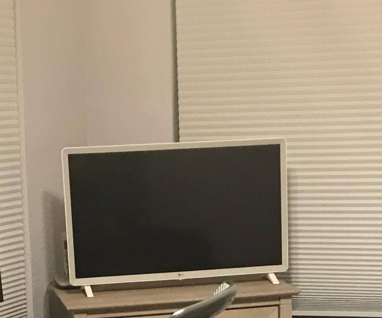 Love the color, click to load a larger version