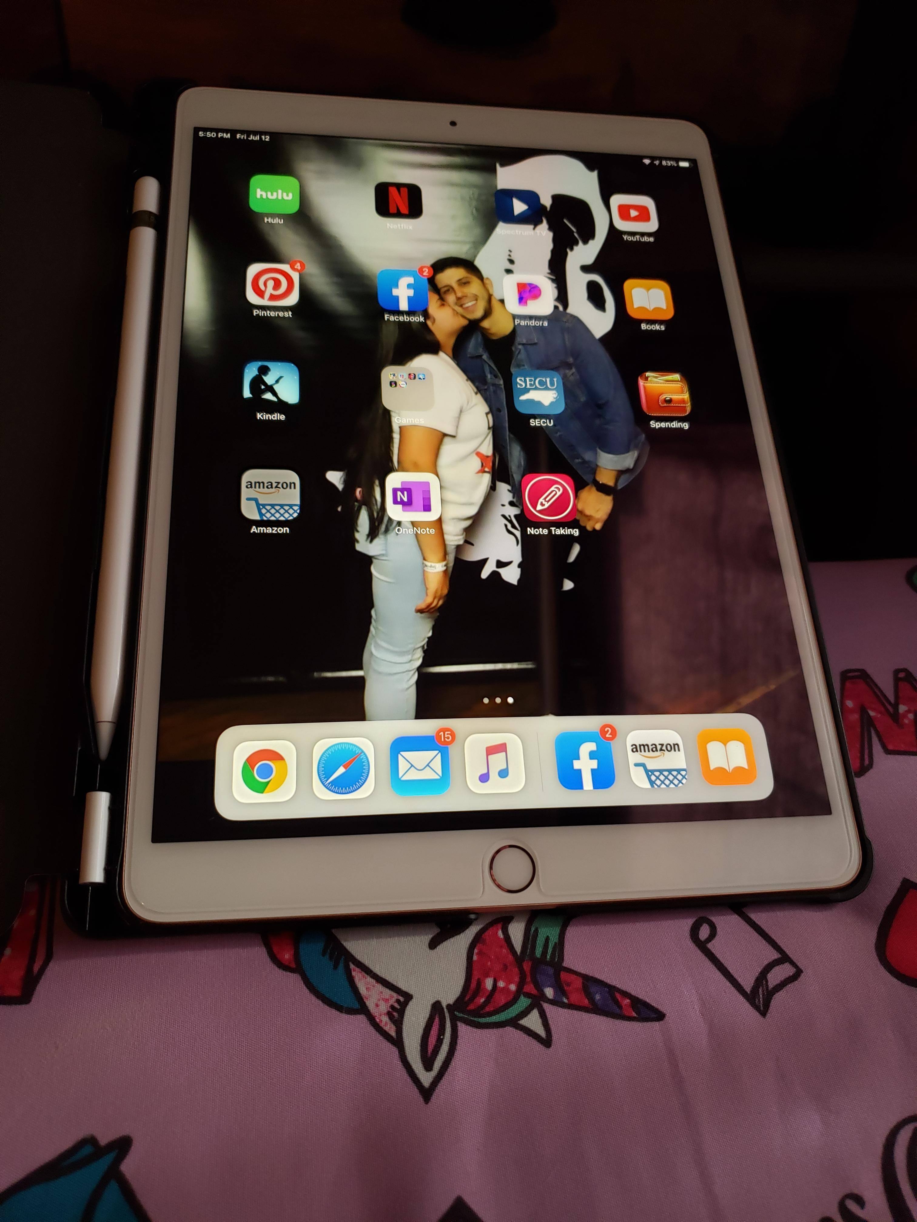 Apple 10.5 Inch iPad Air (3rd Generation) with Wi Fi 64GB