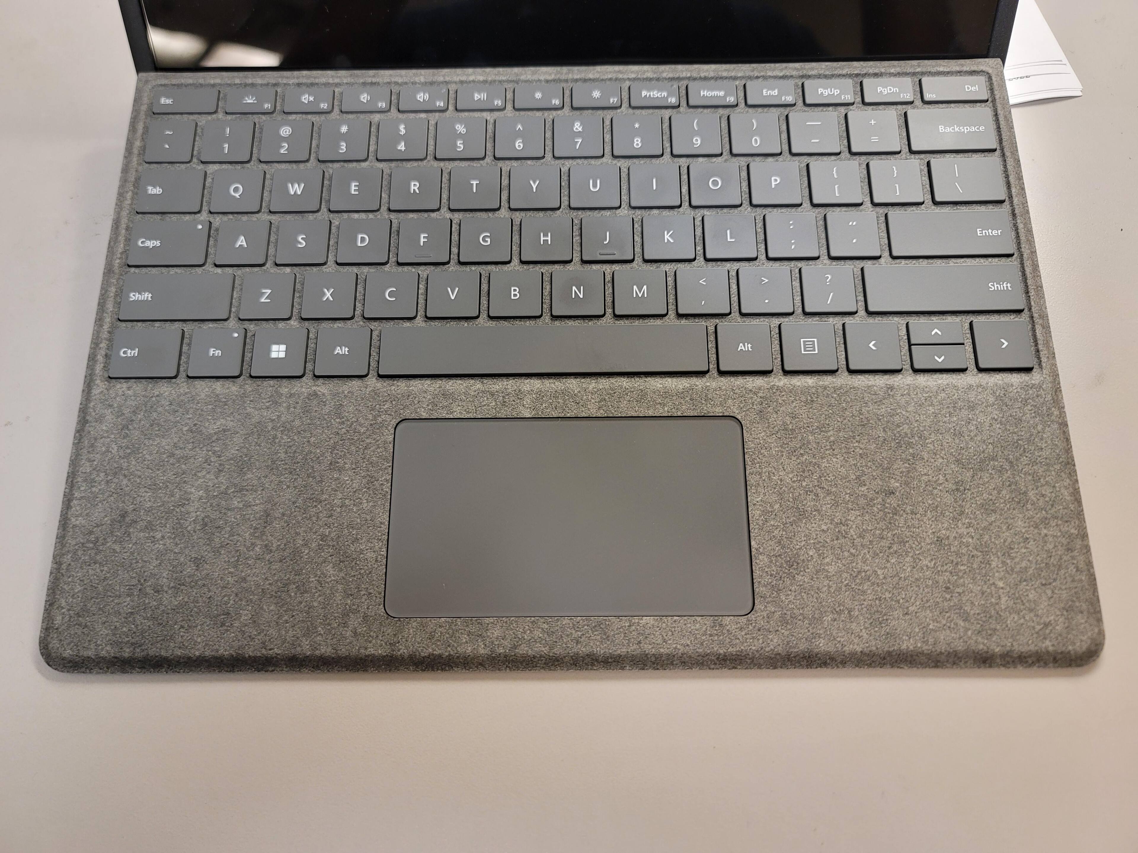 Microsoft Surface Pro Signature Keyboard for Pro X, Pro 8 and Pro