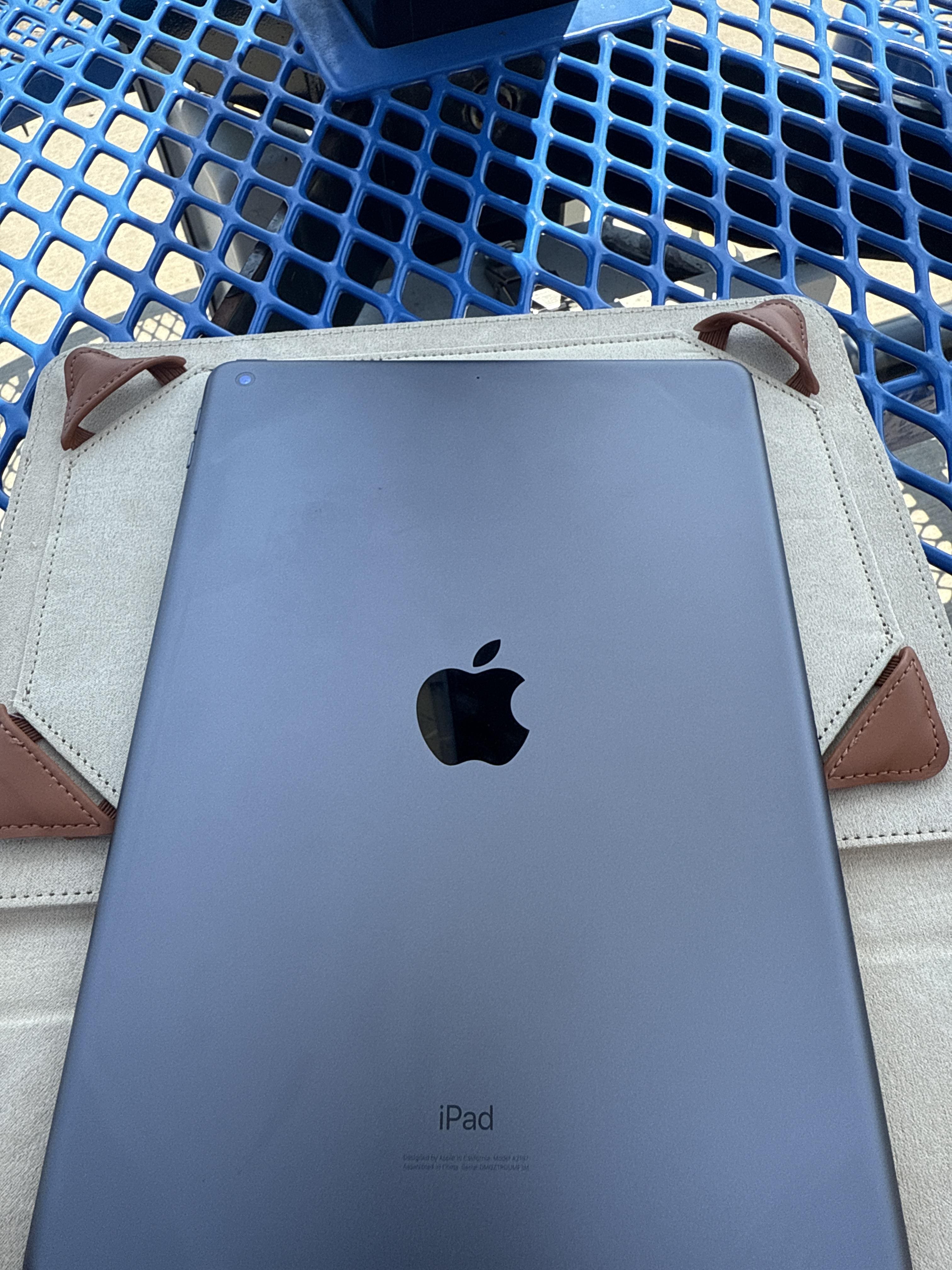 Apple Geek Squad Certified Refurbished 10.2 Inch iPad (7th