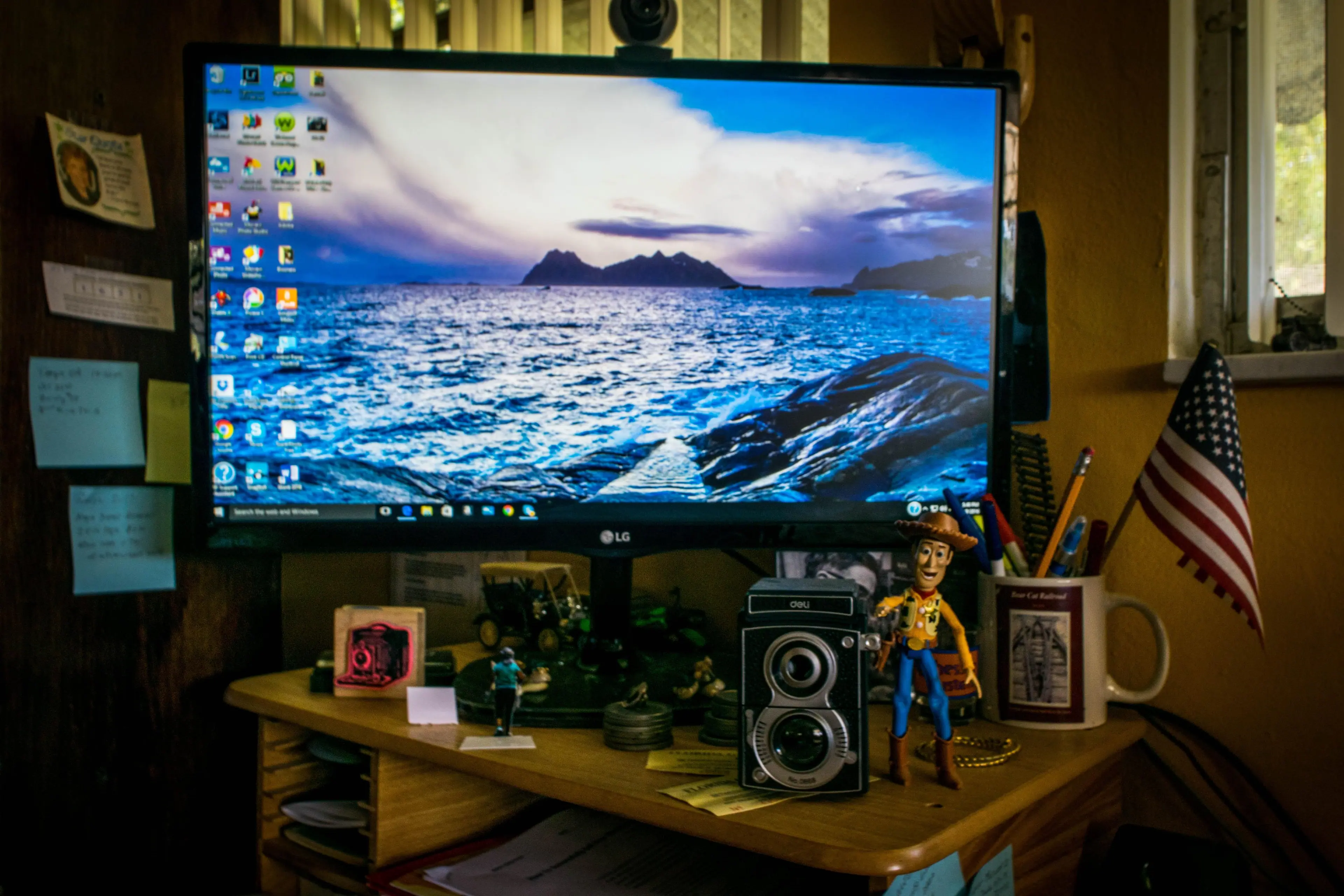 LG IPS LED, click to load a larger version