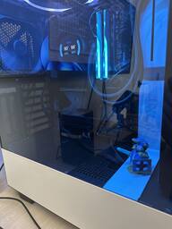 Intel Core i7 13700K 13th Gen 16 cores 8 P cores + 8 E cores Intel Core i7 13700K 13th Gen 16 cores 8 P cores + 8 E cores