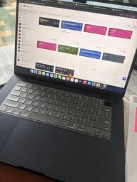 Apple MacBook Air 15 inch Apple M4 chip Built for Apple Apple MacBook Air 15 inch Apple M4 chip Built for Apple