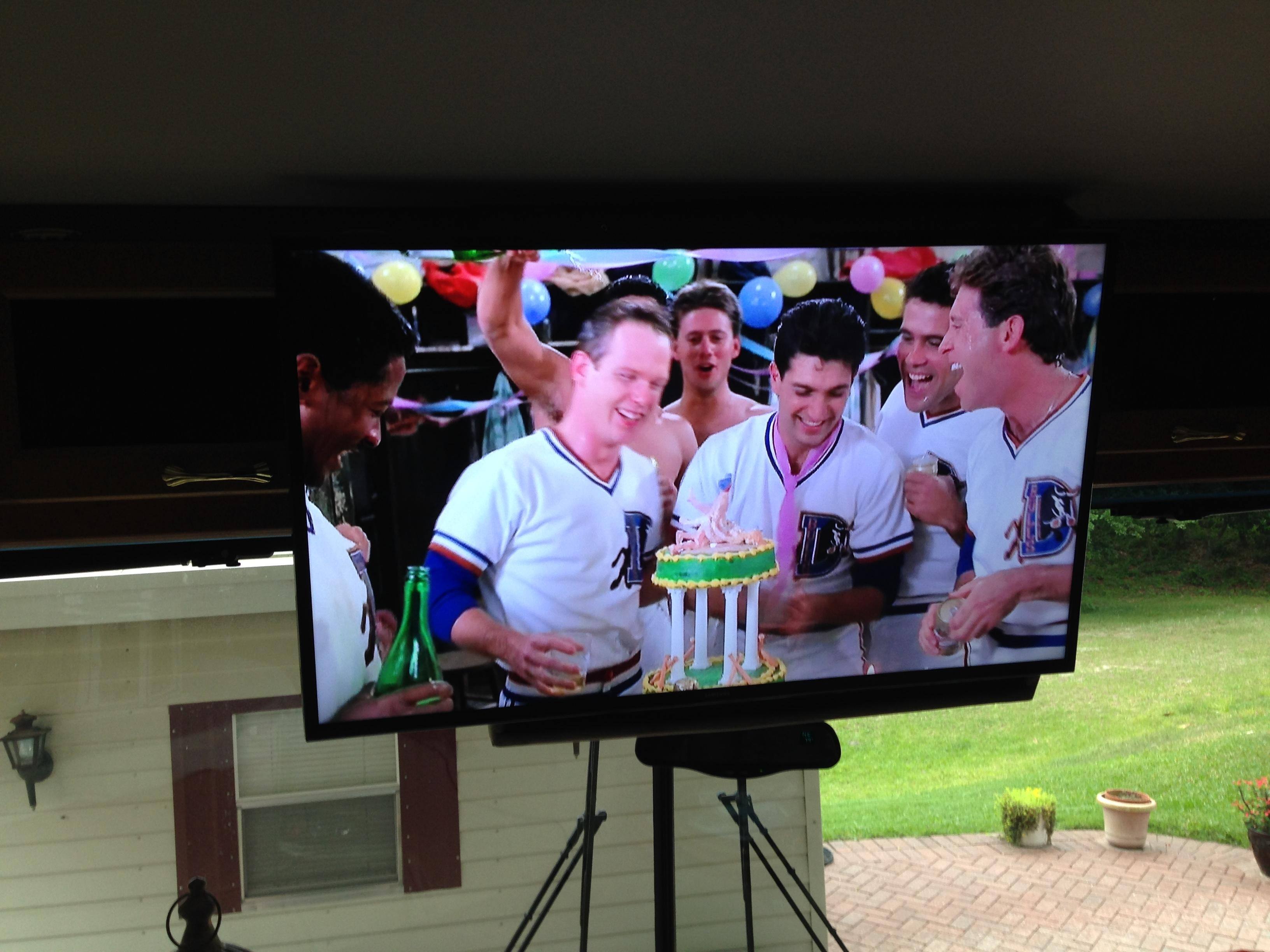 It looks live, click to load a larger version