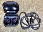 Charging case, buds, and short USB-C case charging cable., click to load a larger version