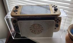 Nintendo Switch Lite: Hyrule Edition with Bonus Nintendo Nintendo Switch Lite: Hyrule Edition with Bonus Nintendo