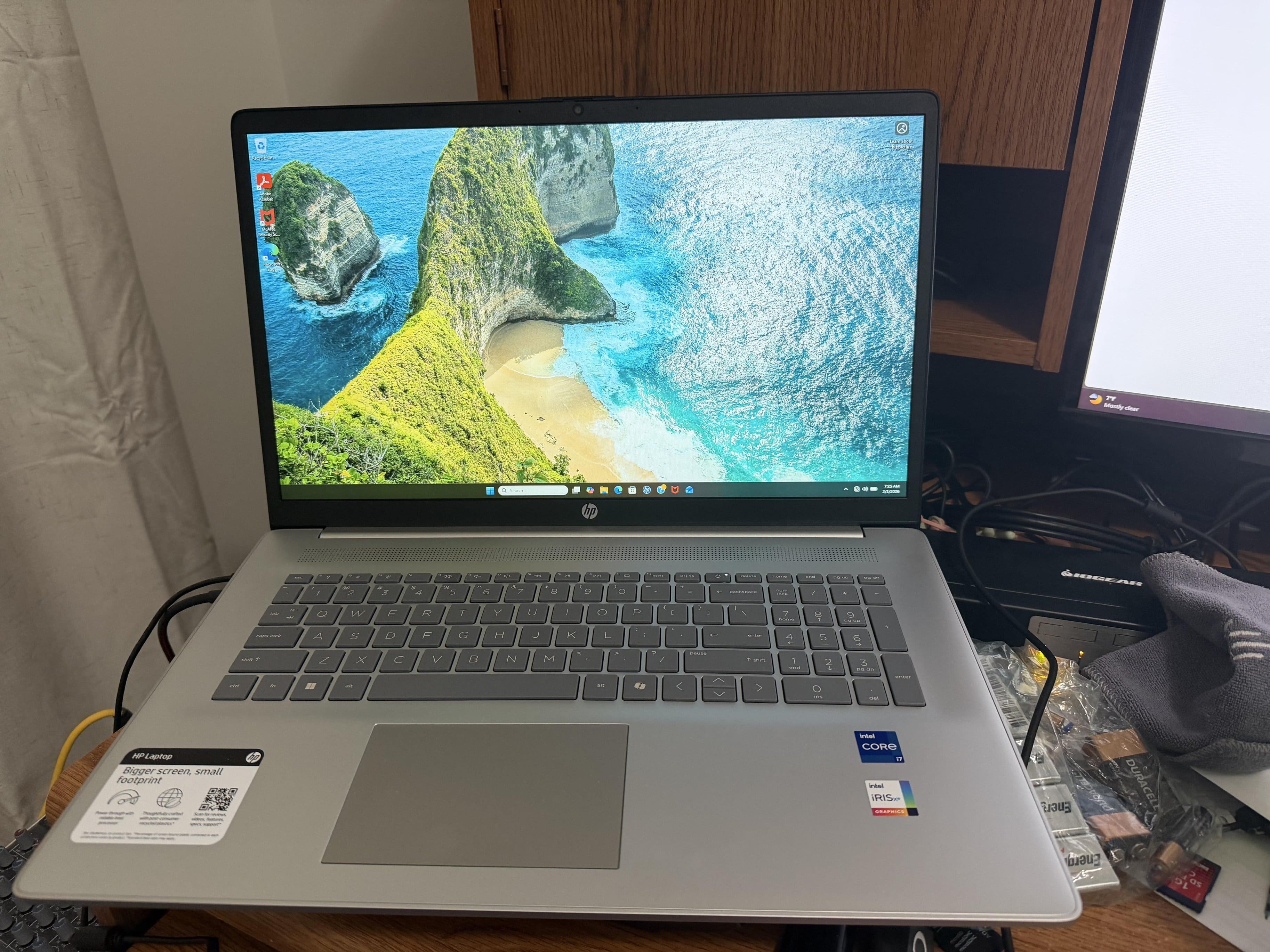 HP 17.3