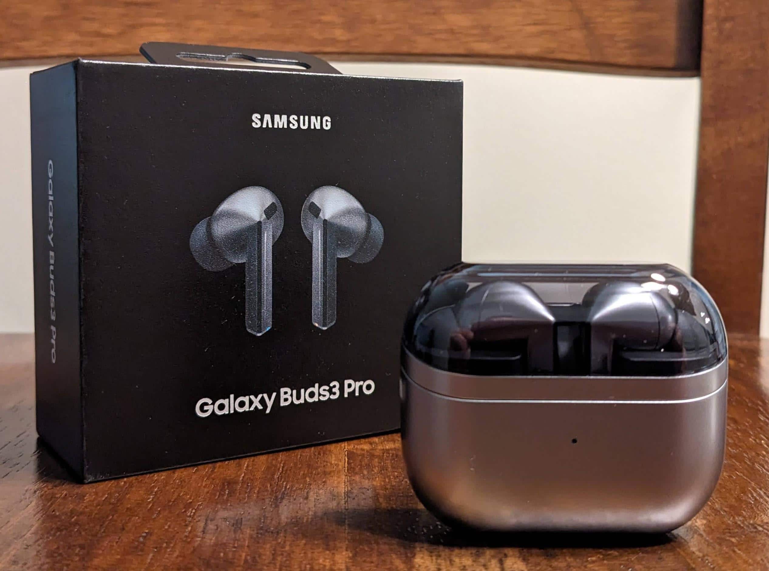 Samsung Galaxy Buds3 Pro Wireless Earbud Headphones Silver SM