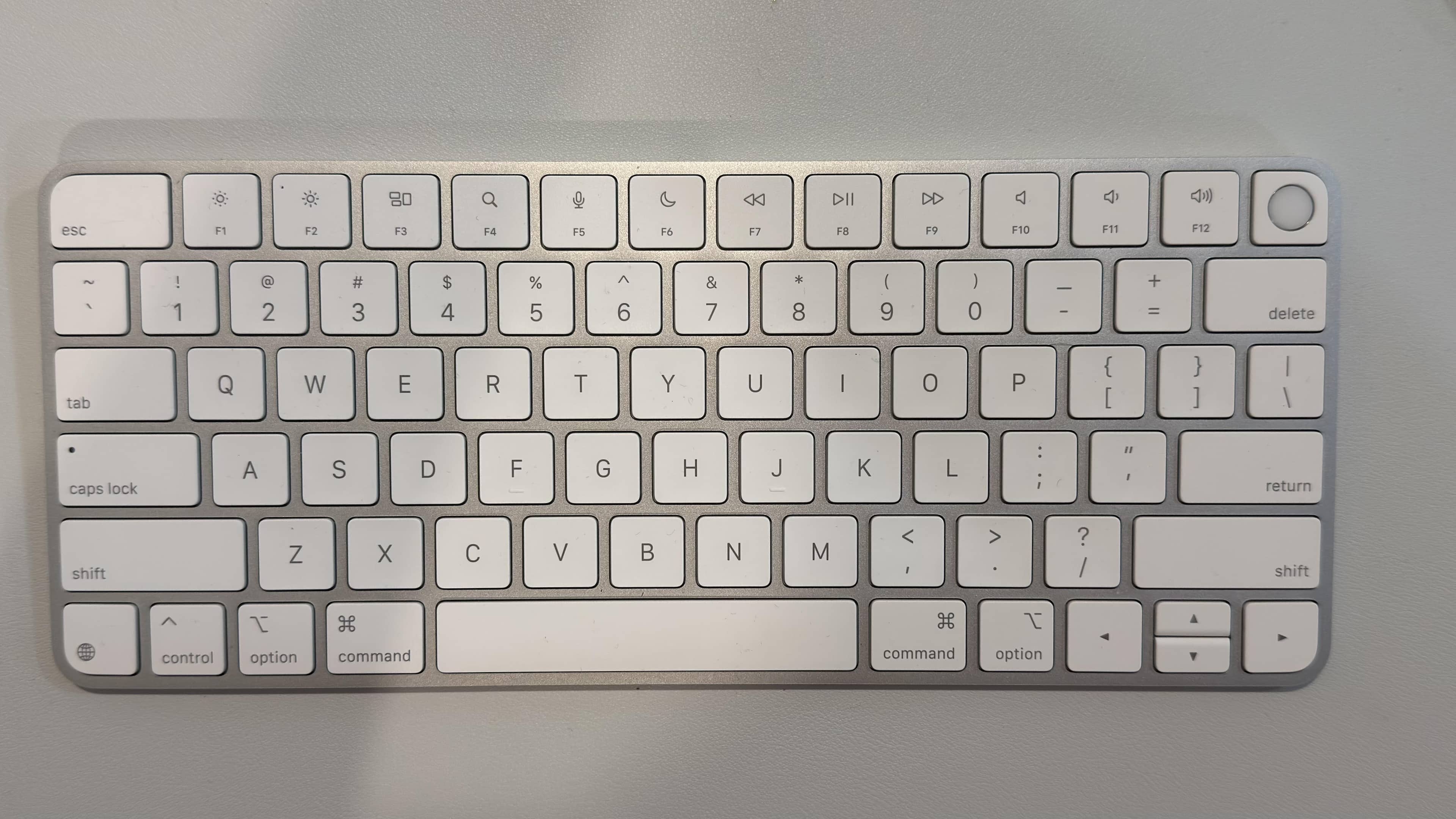 Magic Keyboard (USB C) with Touch ID for Mac models with Apple
