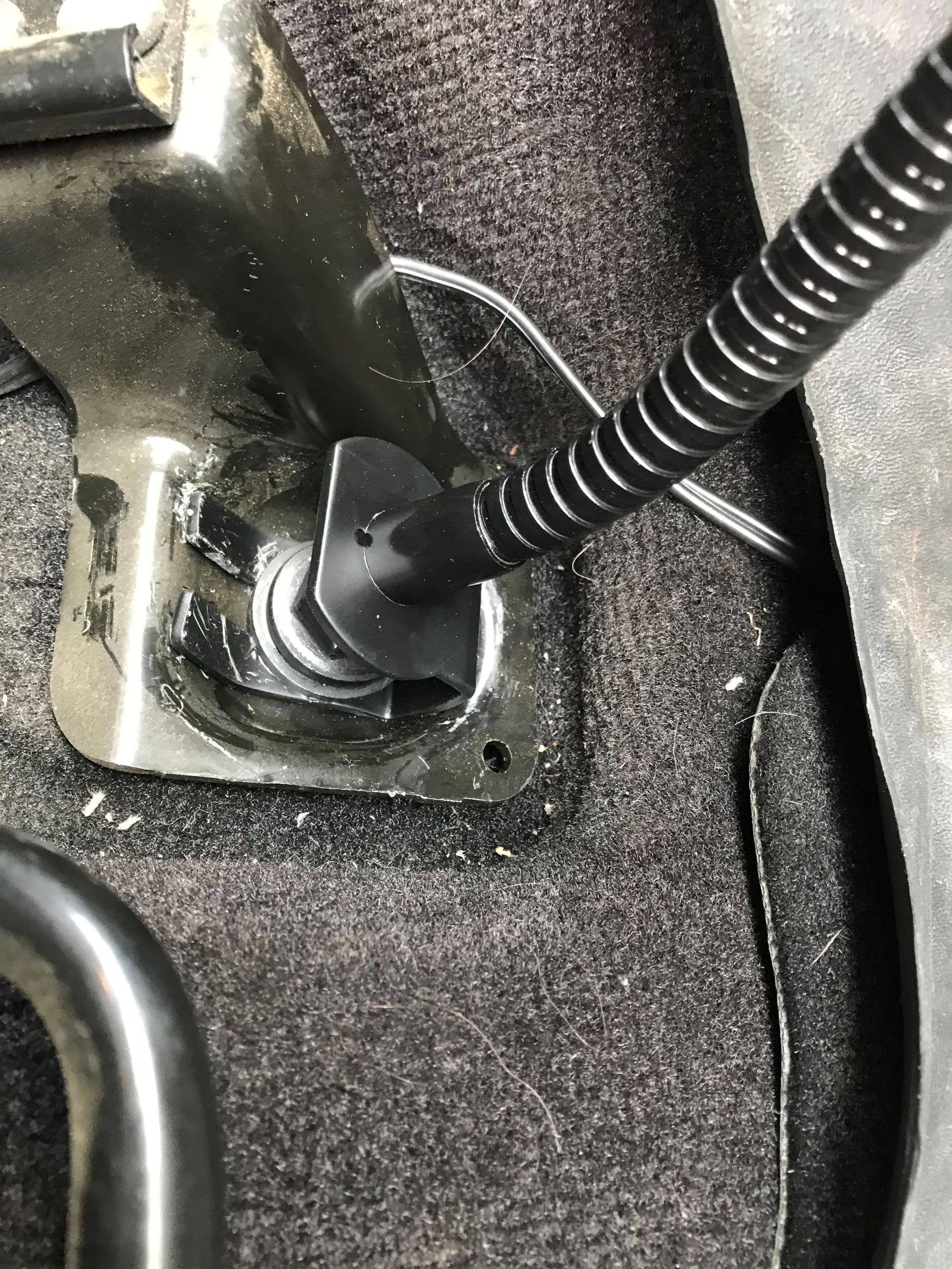 Ford F350 Mount, click to load a larger version