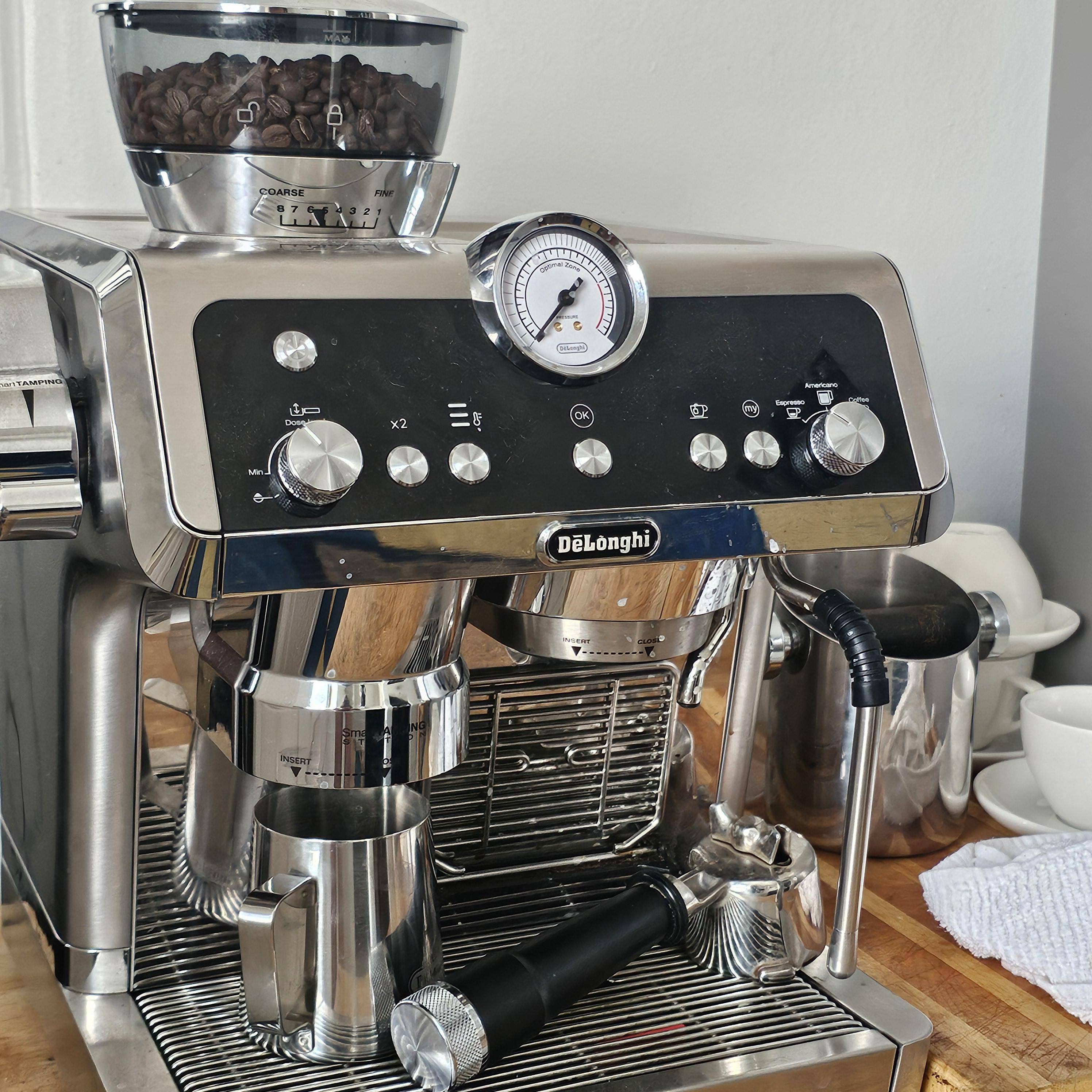 De'Longhi La Specialista Prestigio Espresso Machine with
