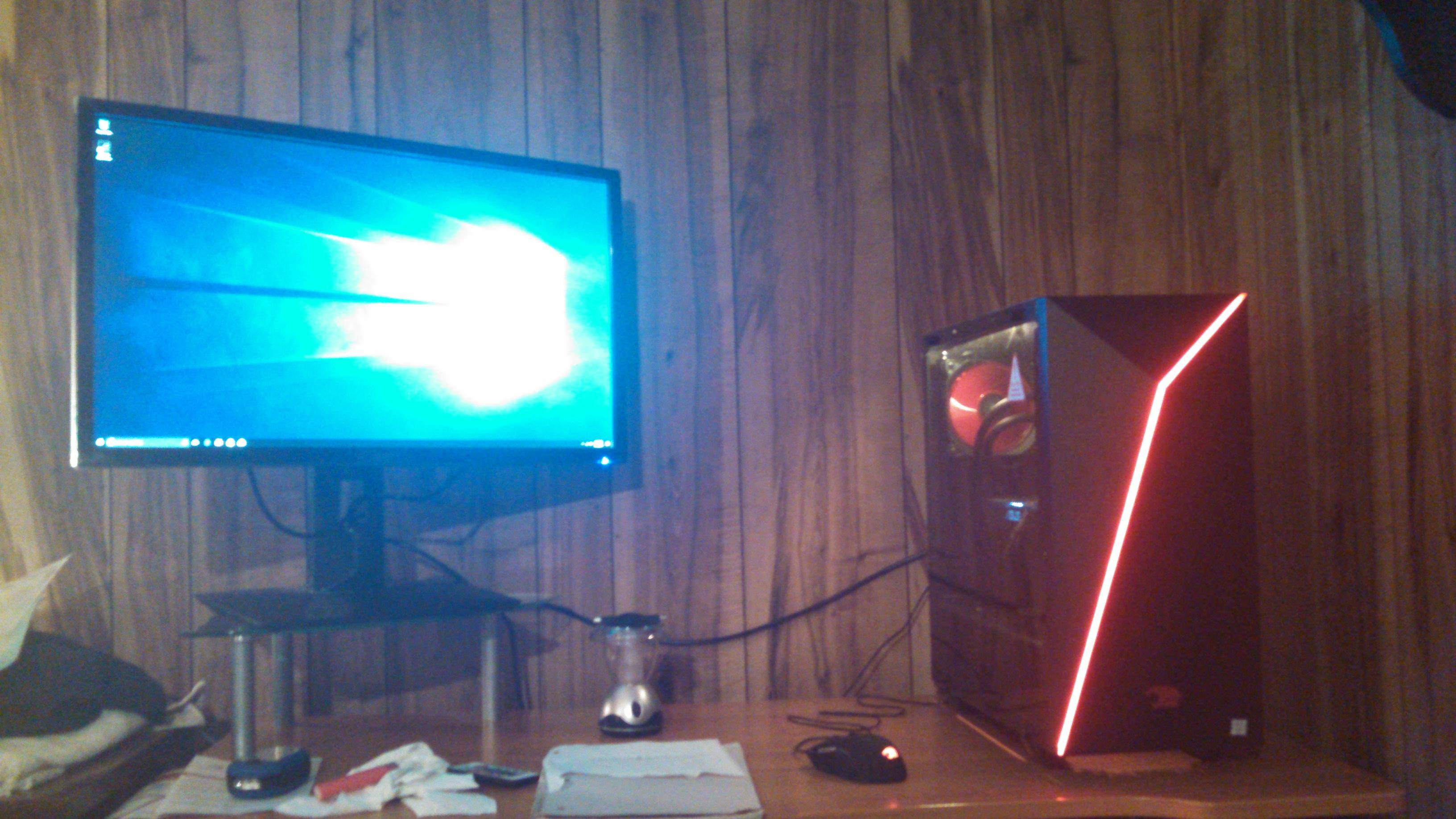 There she sits..., click to load a larger version