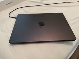 Apple MacBook Pro 14 inch Apple M4 chip Built for Apple Apple MacBook Pro 14 inch Apple M4 chip Built for Apple