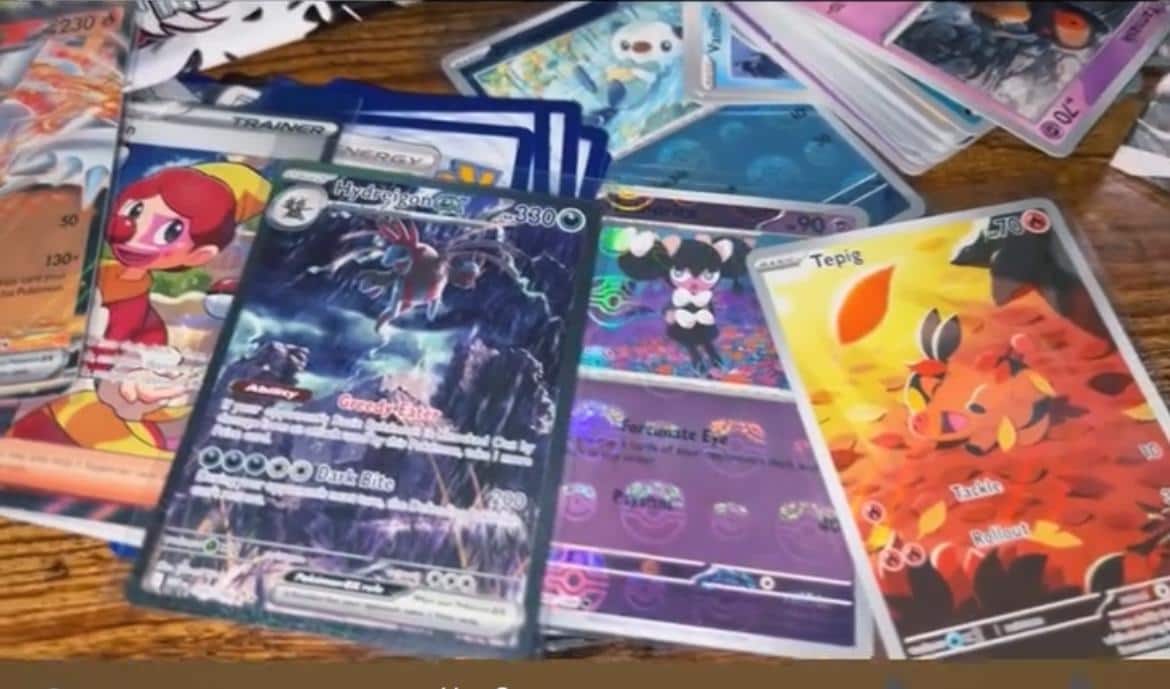 Pokmon Trading Card Game: Scarlet & Violet Black Bolt Booster Bundle  10-10115-113 - Best Buy