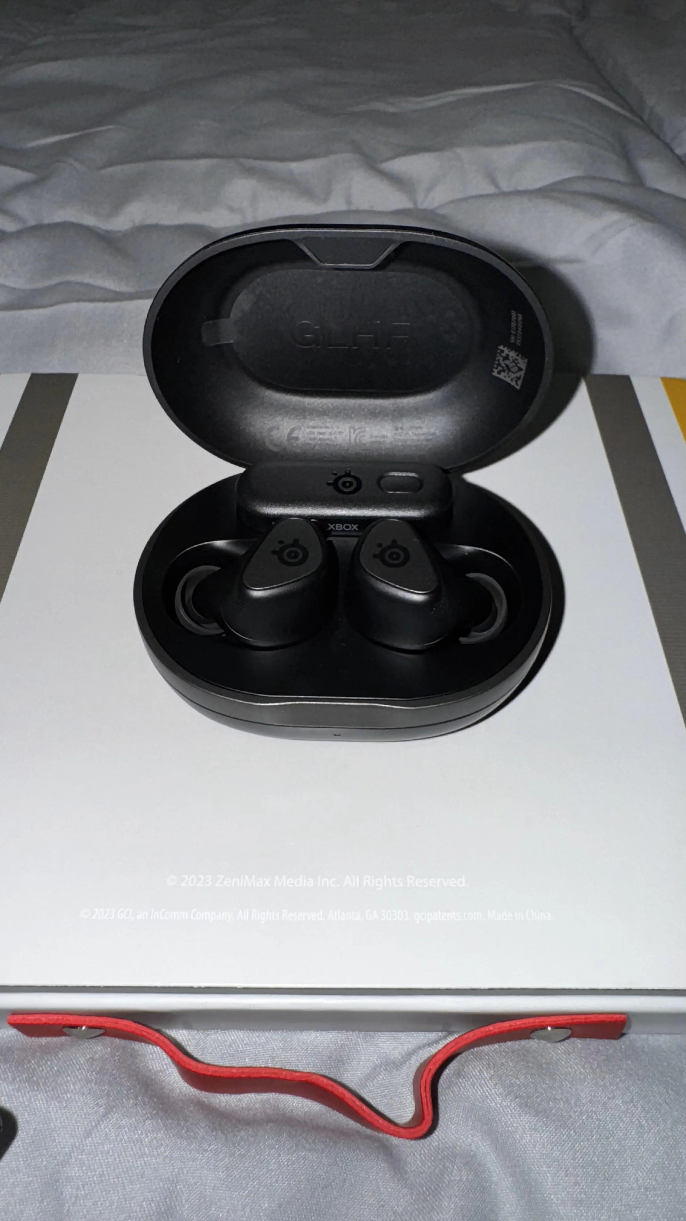 Compact Case, click to load a larger version