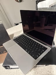 Apple MacBook Pro 14 inch Laptop M3 chip Built for Apple
