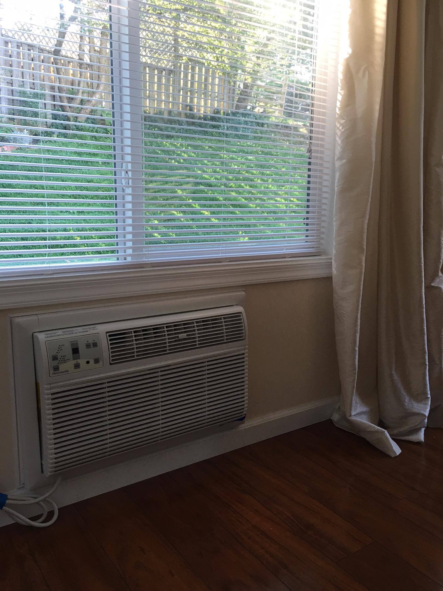 AC unit, click to load a larger version