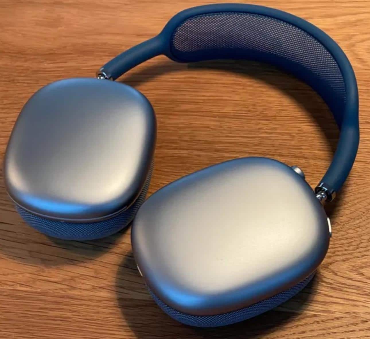 Apple Refurbished Excellent AirPods Max (Lightning) Sky Blue