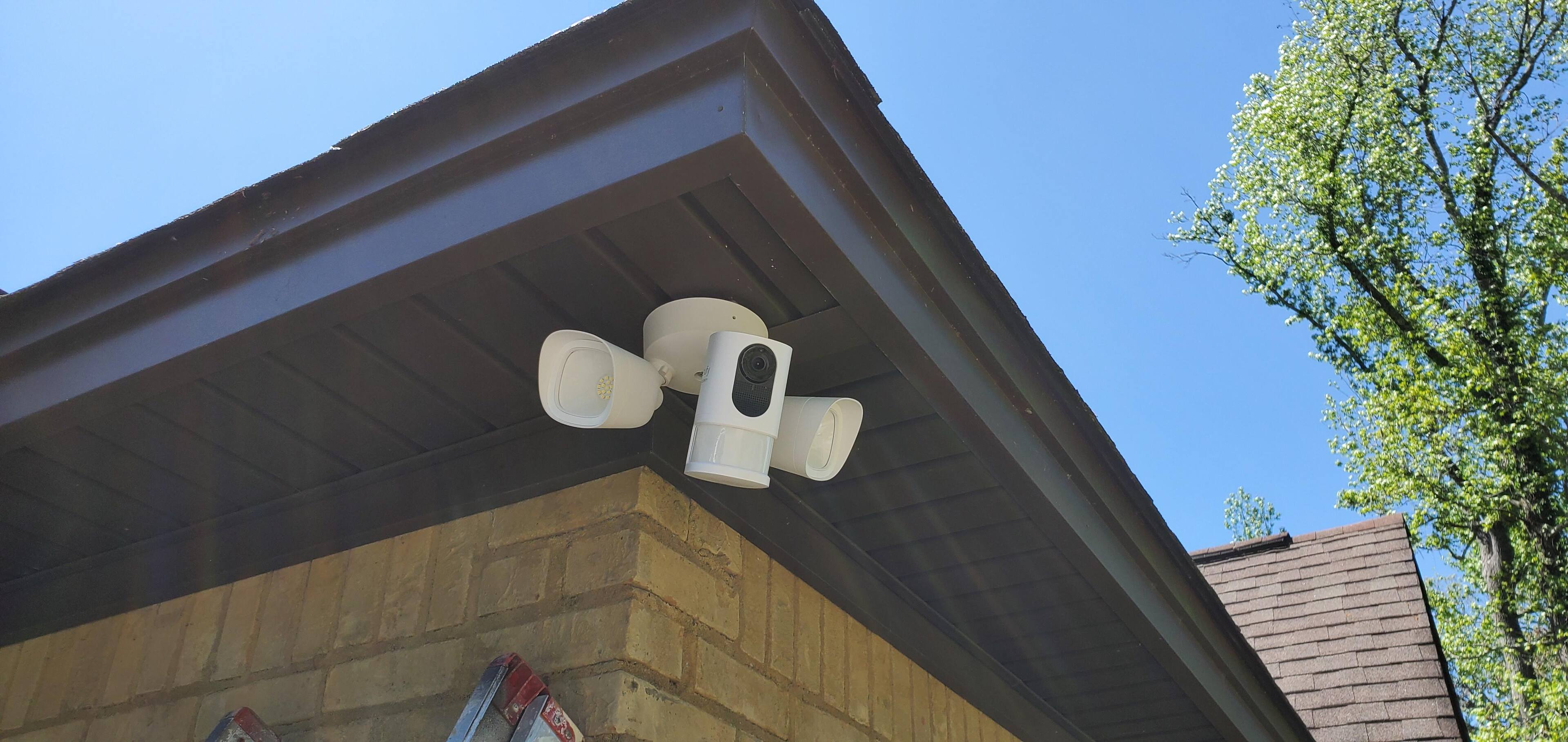 Under Eave Mounting Option, click to load a larger version