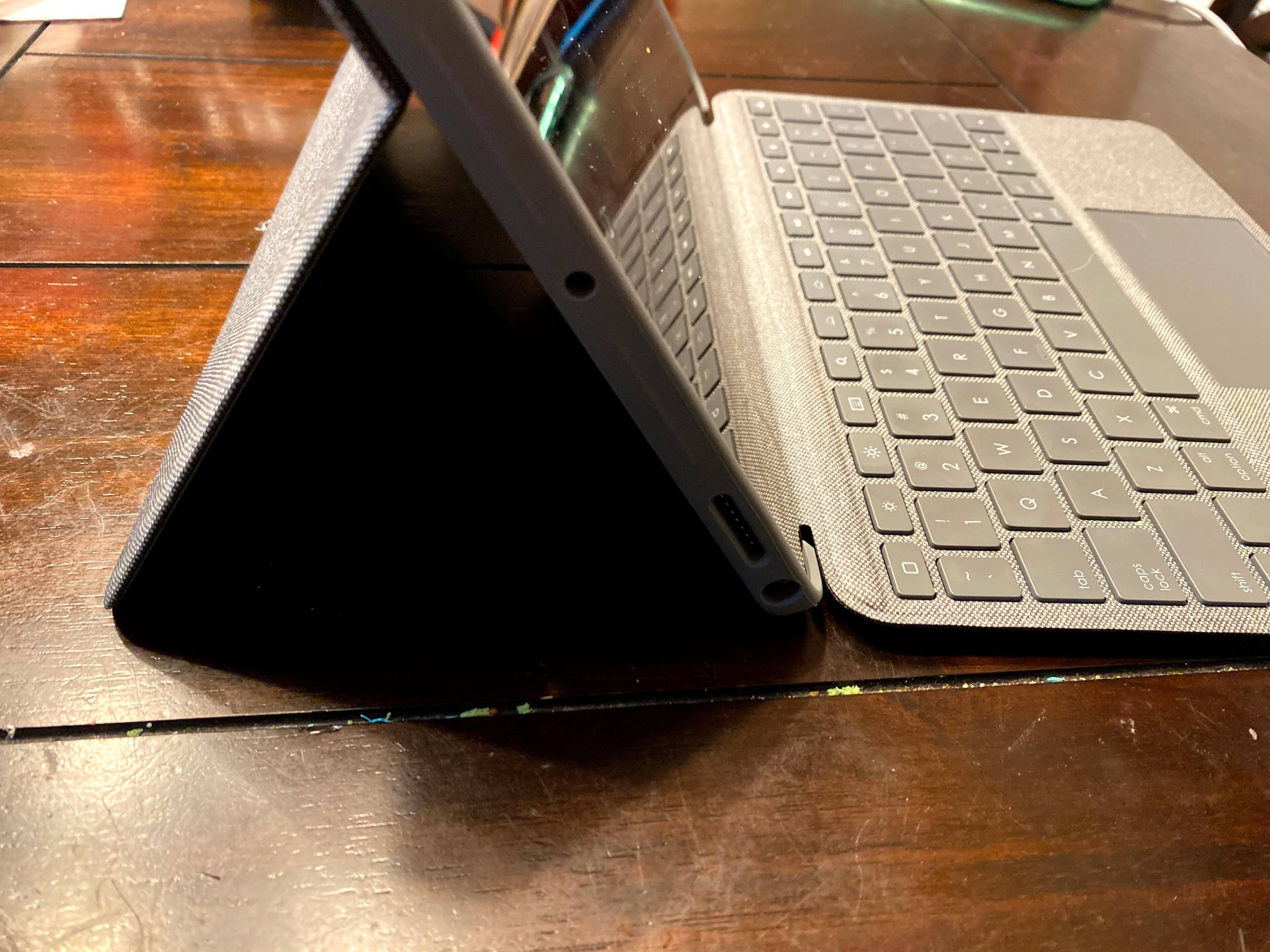 Kickstand stays were you put it and works very well on hard surfaces, click to load a larger version