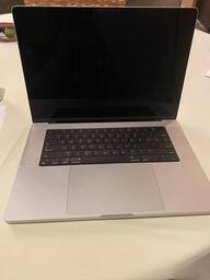MacBook Pro 16 MacBook Pro 16