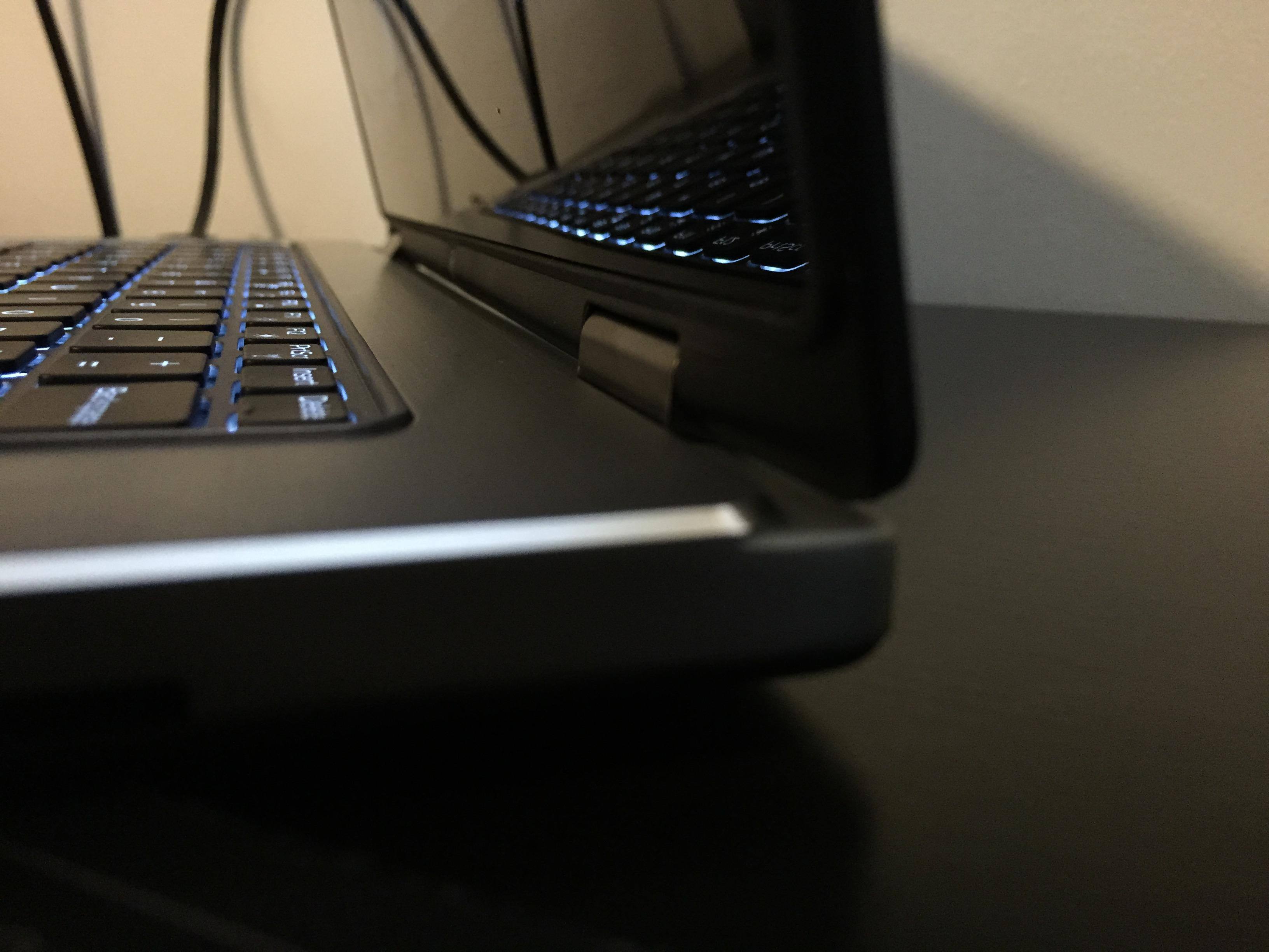 Notice that the right hinge is stuck straight up while the left hing angled as it normally would be., click to load a larger version