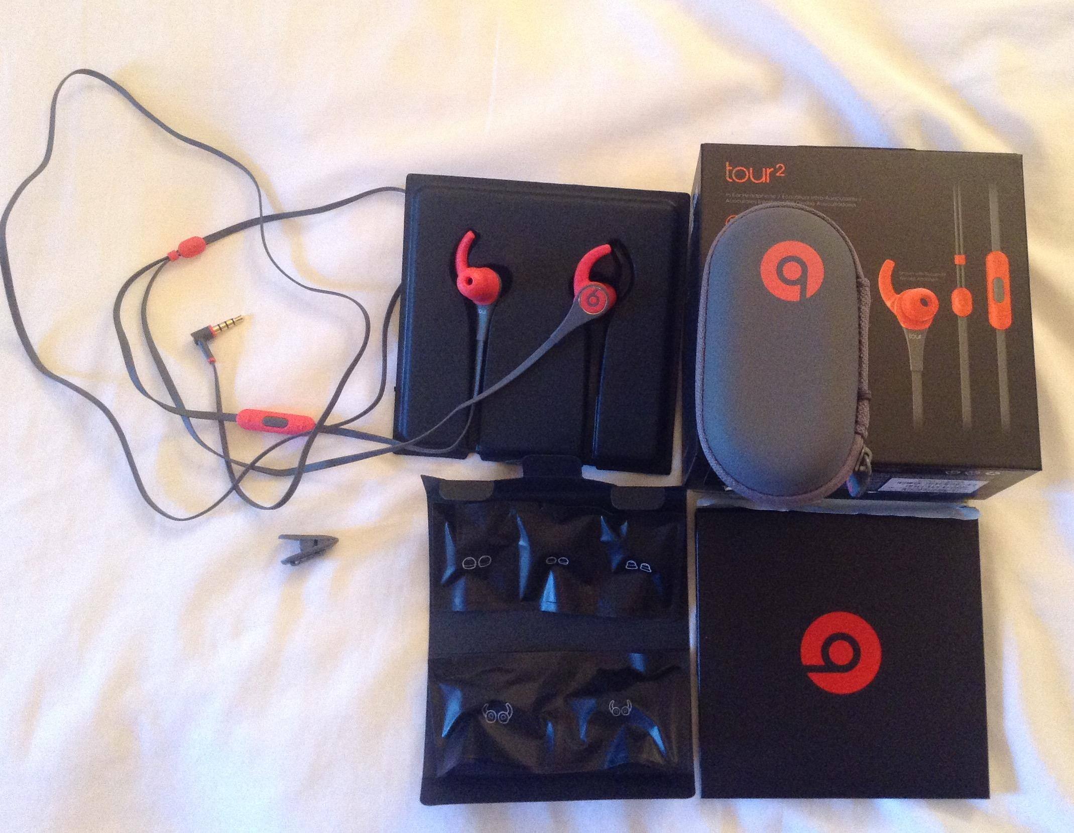 View of entire packaging, click to load a larger version