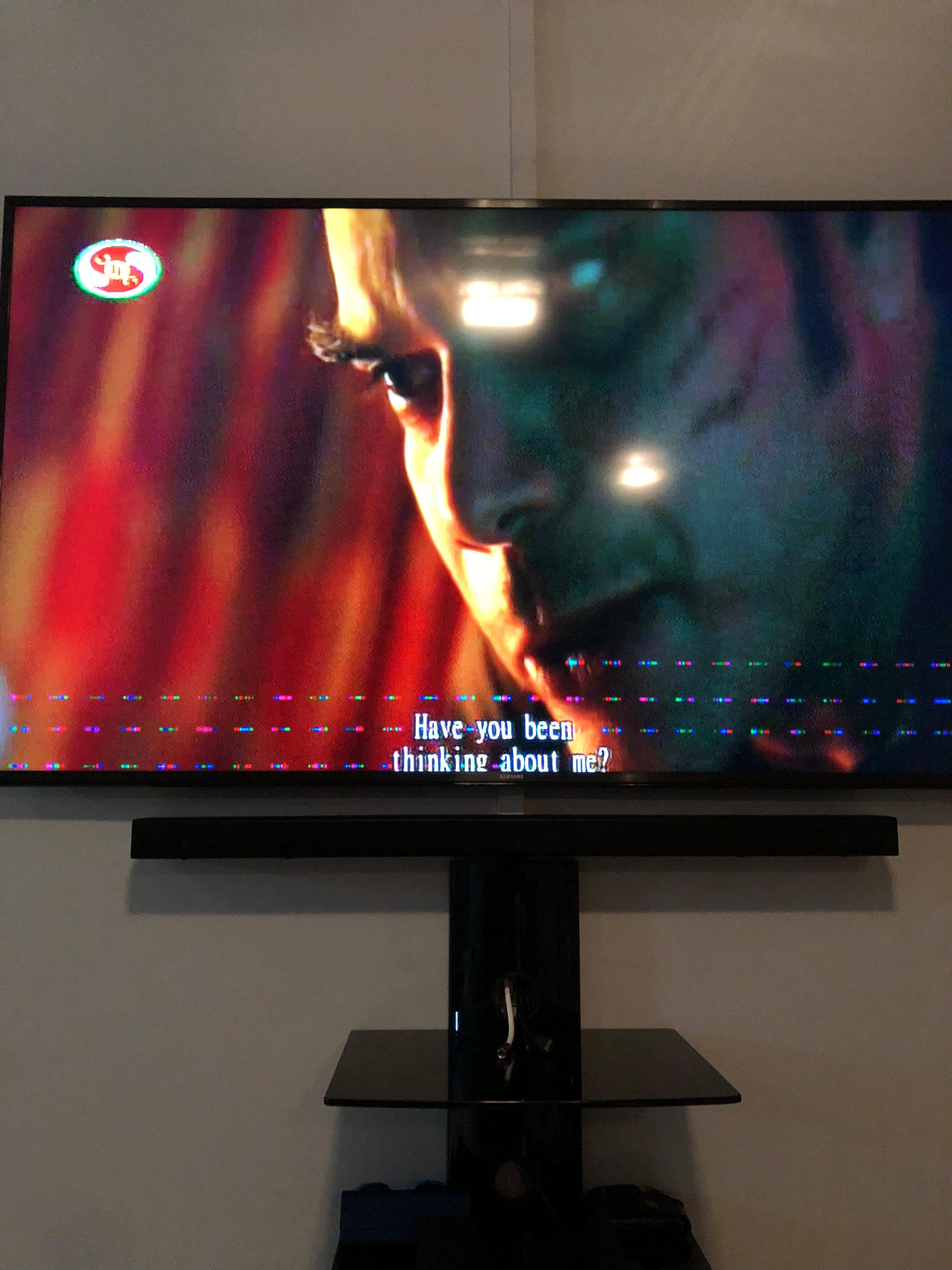 Samsung 65” with blinking dotted lines., click to load a larger version