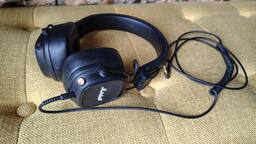 Marshall Major V 5 ブラック Major V headphones give you 100+ hours of wireless playtime