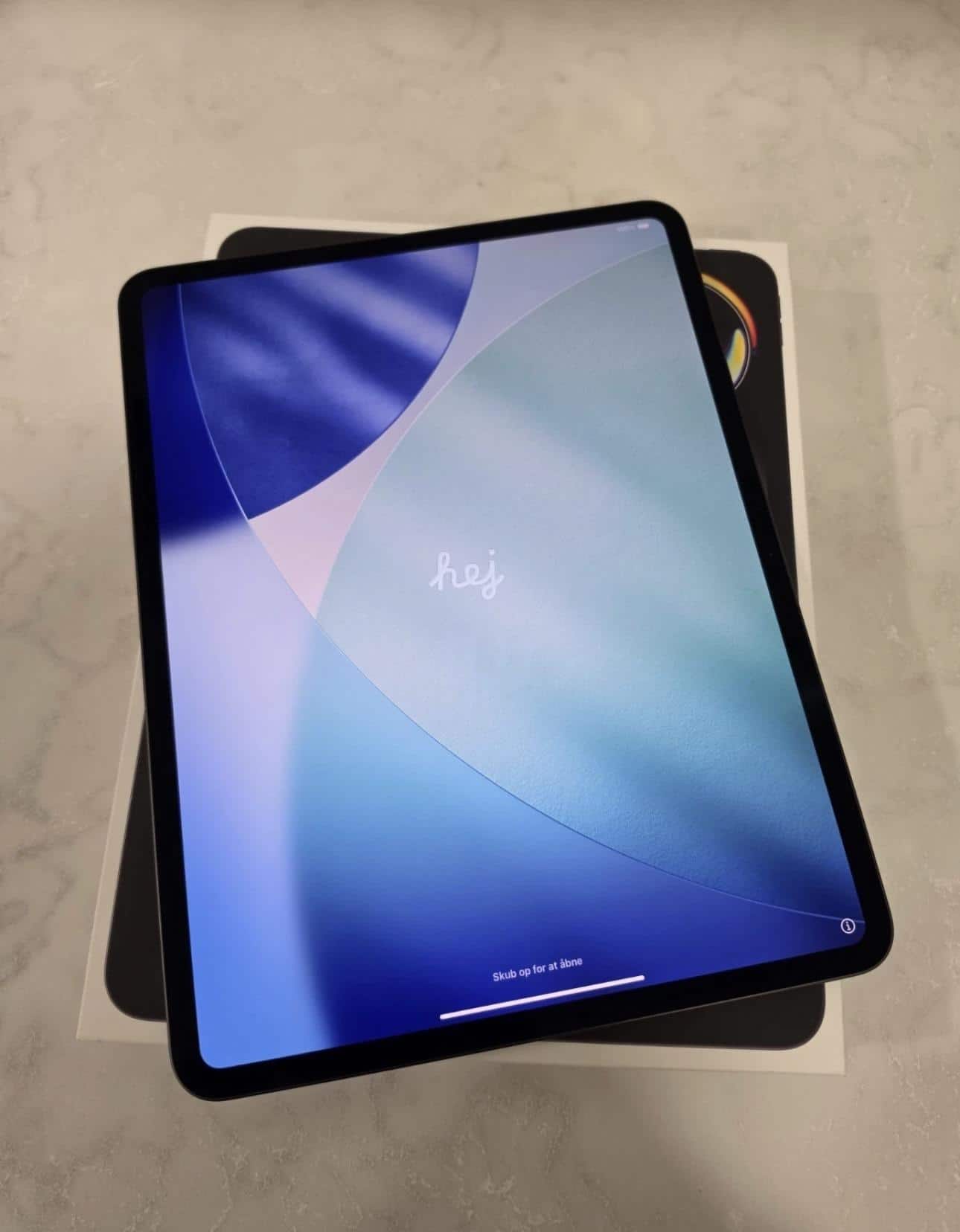 Apple 13 inch iPad Pro M5 chip Wi Fi 256GB with OLED Space Black
