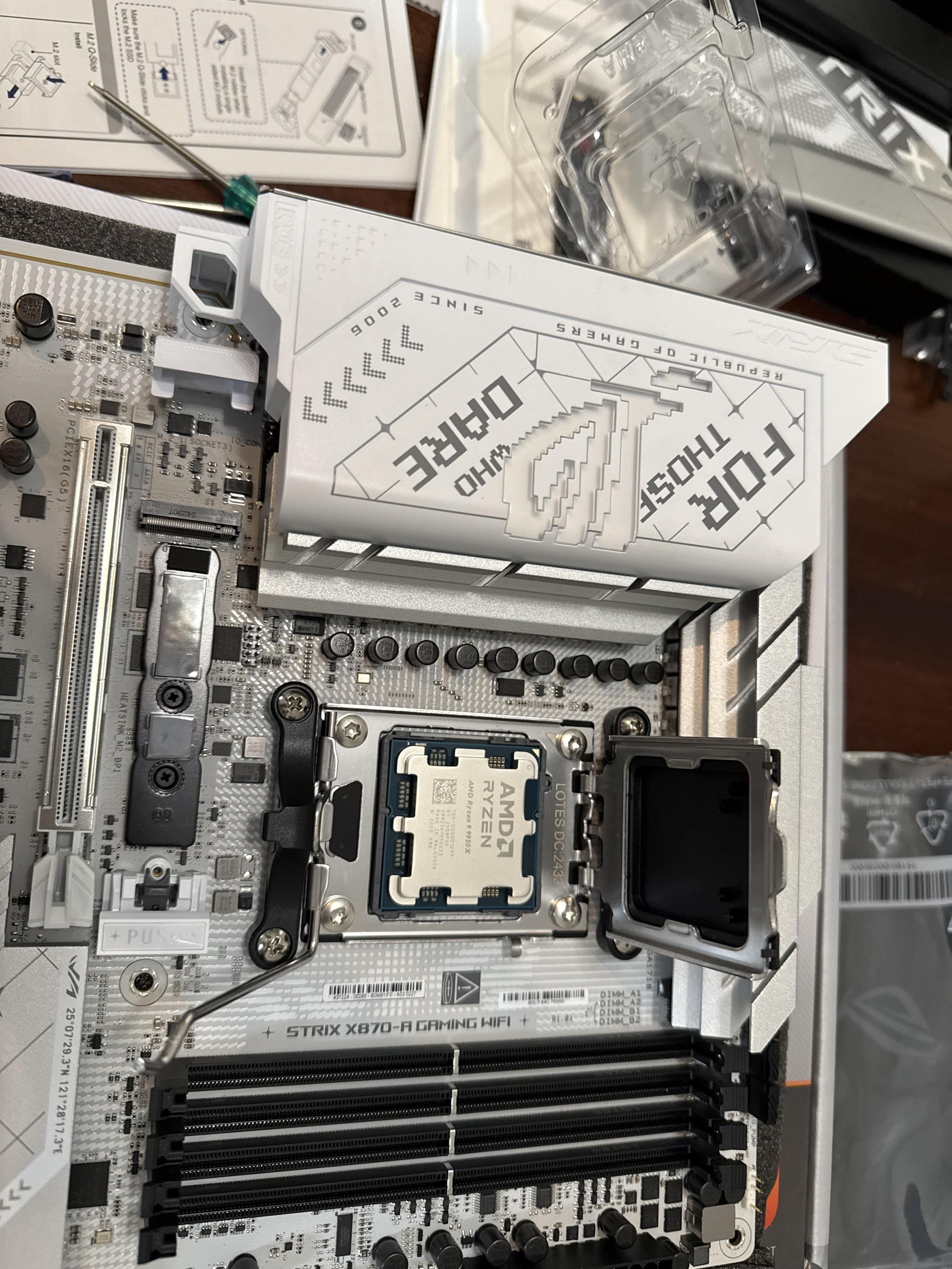 AMD Ryzen 9 9950X 16 Core 32 Thread 4.3 GHz (5.7 GHz Max Boost