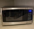 Insignia NS-MW09SS8 - Microwave oven - freestanding - 0.9 cu. ft - 900 W -  stainless