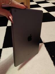 iPad本体 iPad 7th MW742J/A Wifi 32G Space Gray Apple iPad 7th Gen, 10.2-inch, Wi-Fi - Space Gray, Scratch